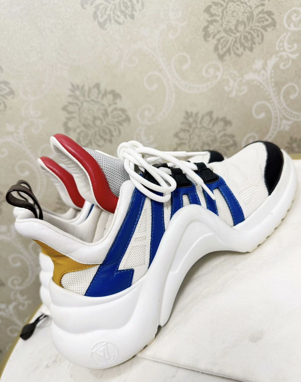 Louis Vuitton Louis Vuitton Lv sneakers Size US 7.5 / EU 40-41 - 3 Thumbnail