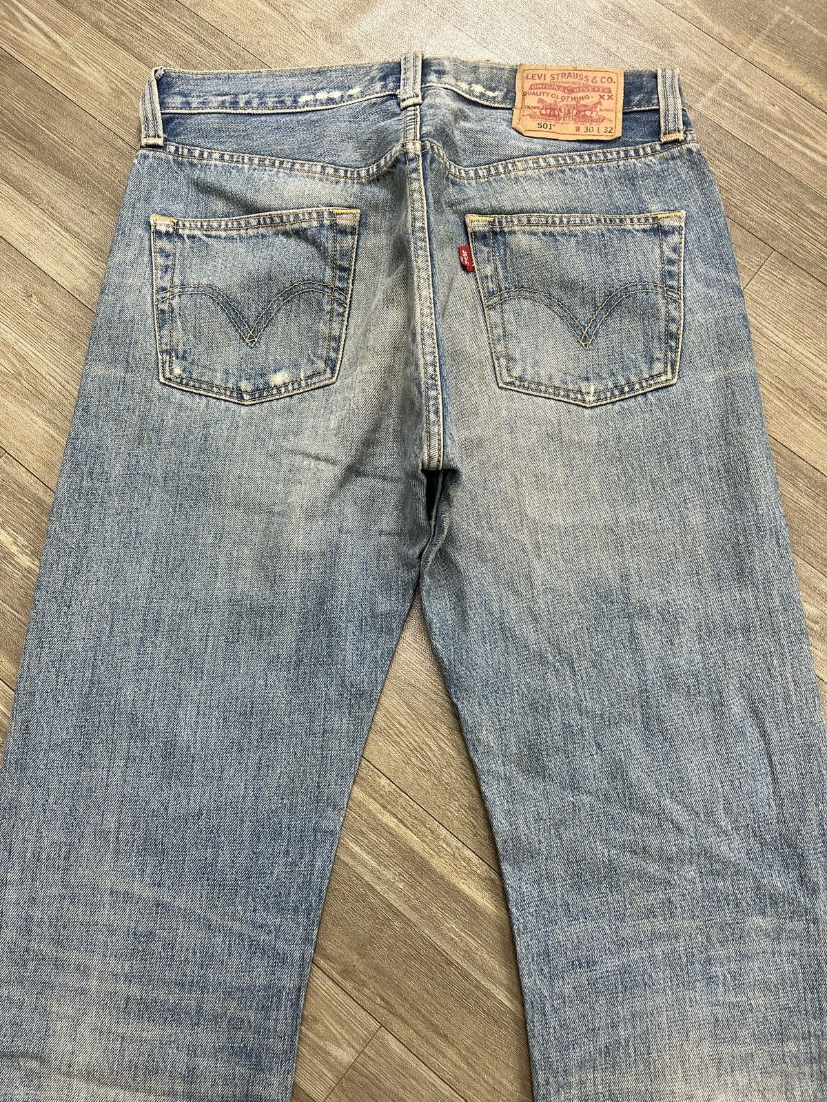 Levi's Vintage Clothing 🇮🇩1990s Vintage Levis 501 30x32 Distressed Light Blue Jeans Size US 30 / EU 46 - 21 Thumbnail