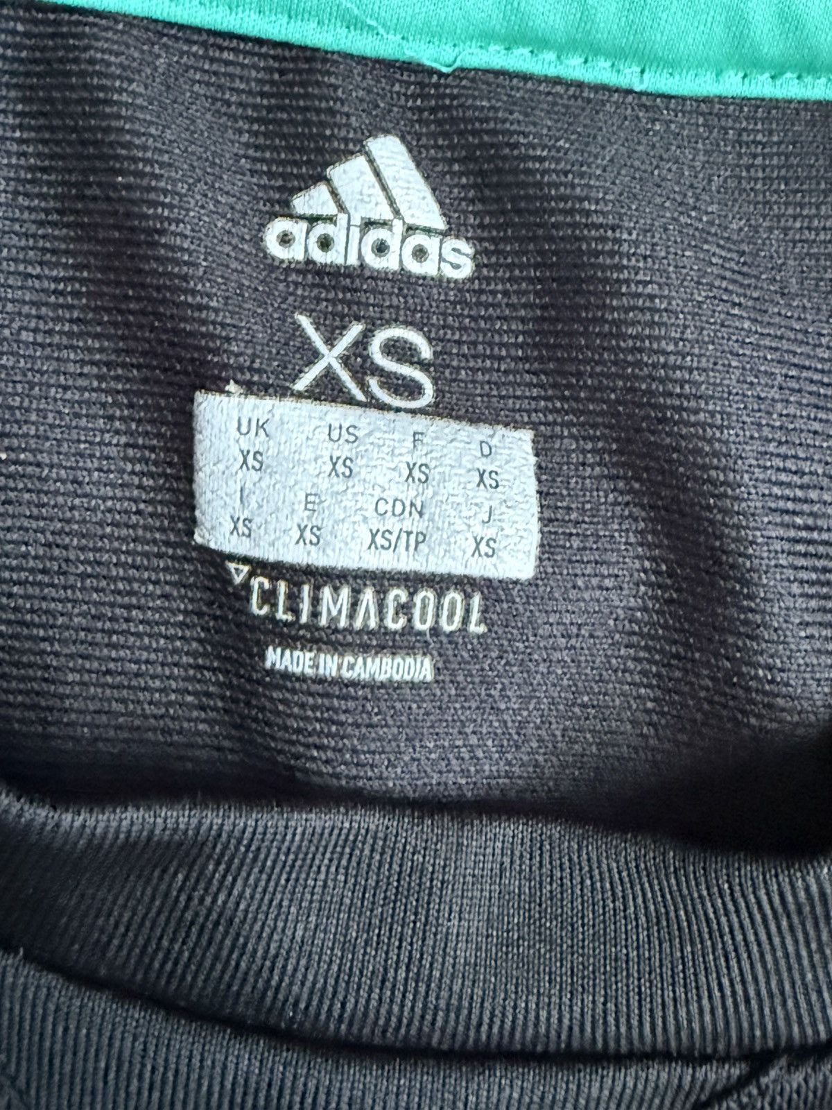 Adidas Real Madrid 2017/18 Away Jersey Adidas Fly Emirate shirt Size US XS / EU 42 / 0 - 5 Thumbnail