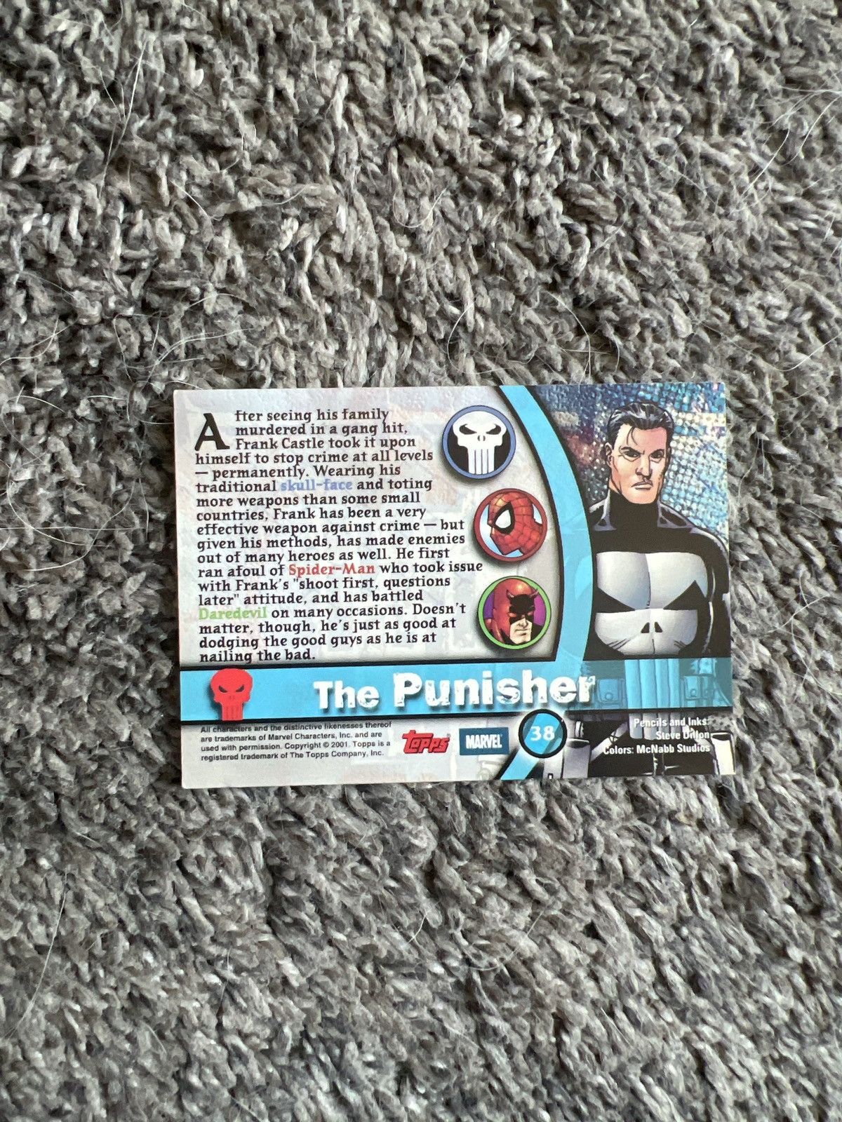 Marvel Comics 2001 Topps Marvel Legends The Punisher Card Size ONE SIZE - 2 Thumbnail