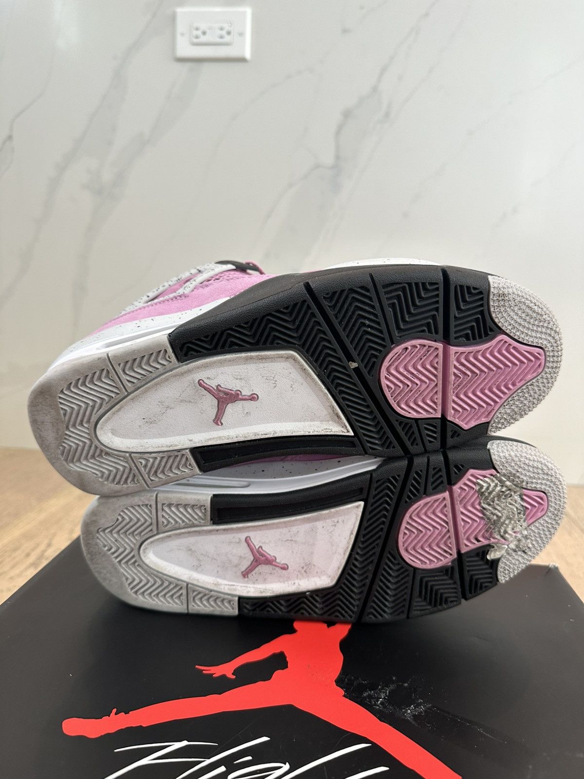 Jordan Brand Jordan 4 Retro Orchid Size US 9.5 / IT 39.5 - 6 Thumbnail