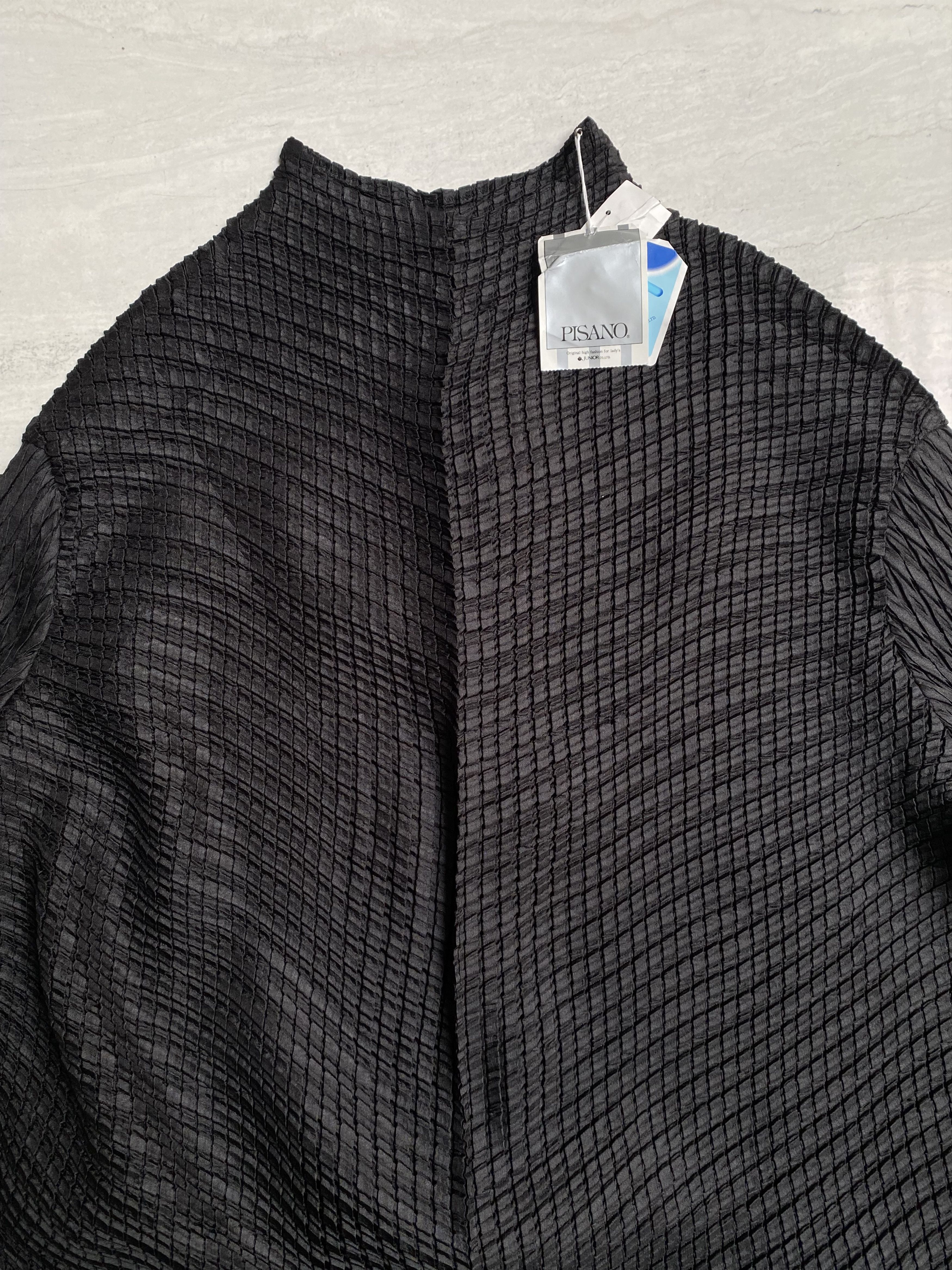Issey Miyake ISSEY PISANO JUNIOR Black Pleats T-shirt Size US S / EU 44-46 / 1 - 8 Thumbnail