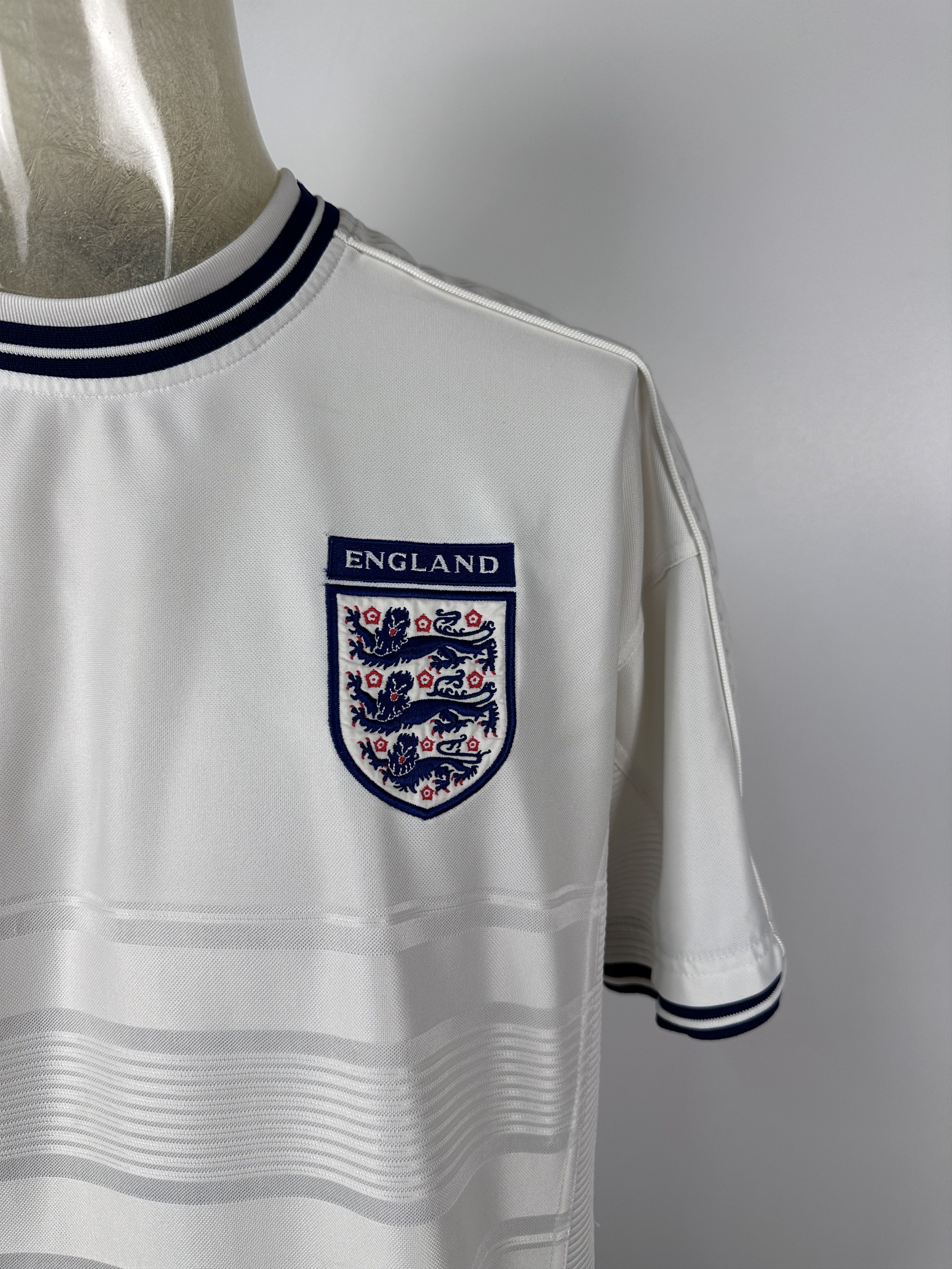 Umbro × Vintage ENGLAND 1999 2001 HOME FOOTBAL SHIRT SOCCER JERSEY UMBRO Size US L / EU 52-54 / 3 - 2 Thumbnail