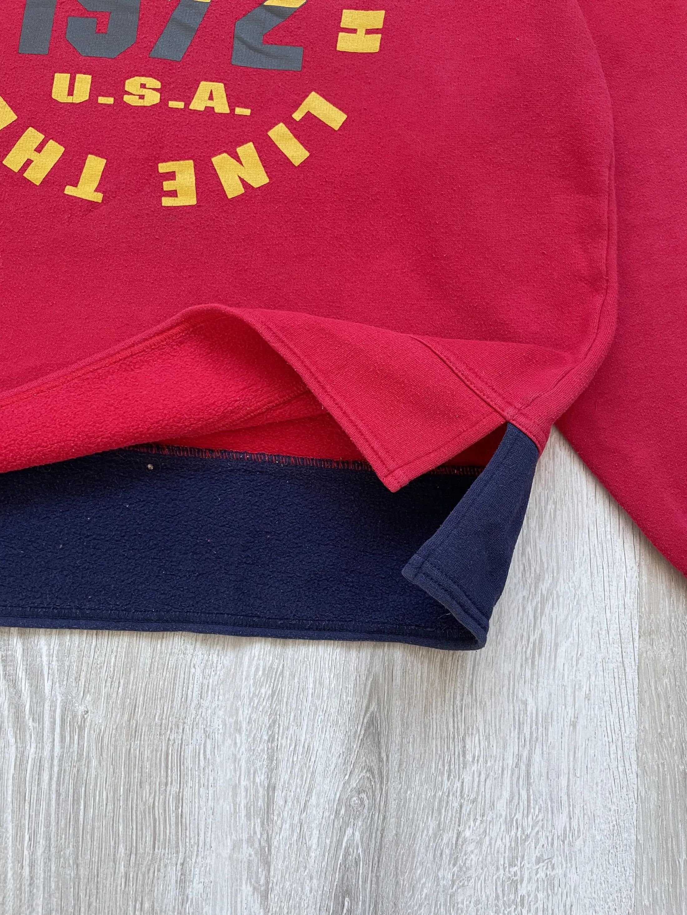 Nike Vintage 90s Nike Center Logo Sweatshirt Size US XS / EU 42 / 0 - 2 Thumbnail