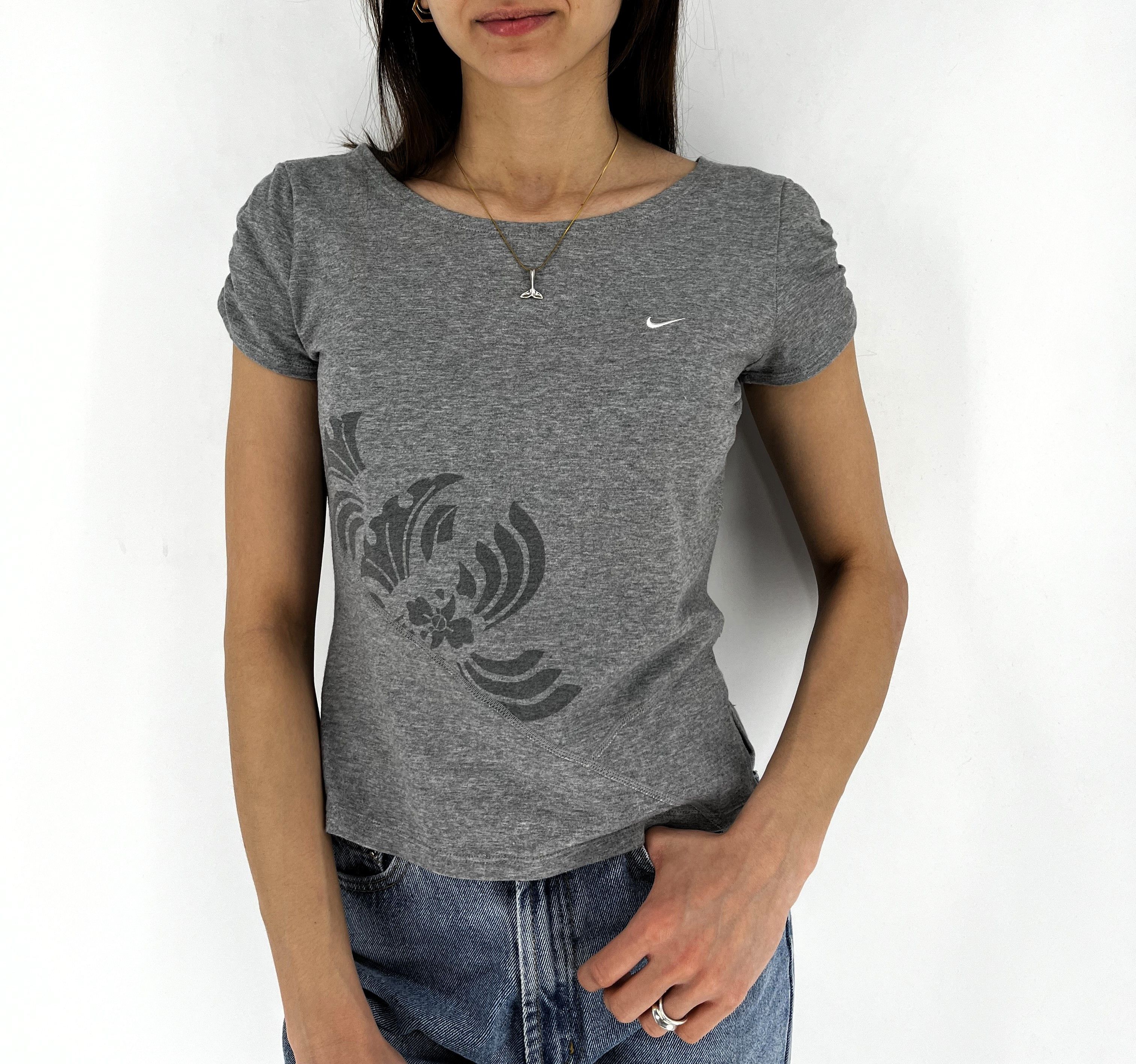 Nike Vintage 90s Nike Big Logo Faded T-shirt Streetwear Style Size M / US 6-8 / IT 42-44 - 3 Thumbnail