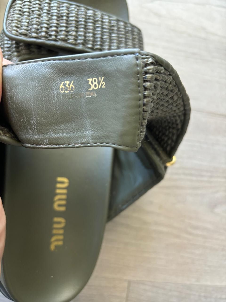 Miu Miu Miu Miu Raffia-effect woven fabric slides Size US 8.5 / IT 38.5 - 7 Thumbnail