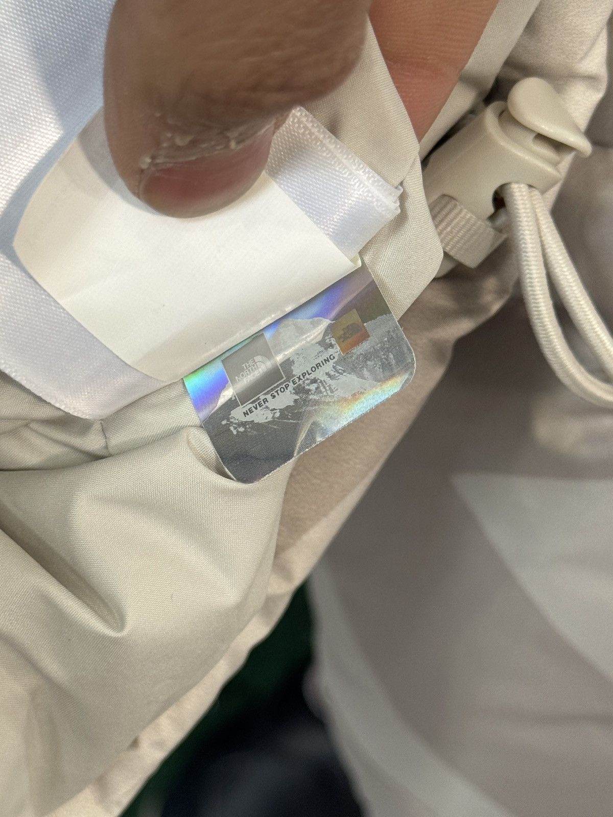 Kaws × The North Face KAWS X The North Face Retro 1994 Moonlight Ivory Parka Size US M / EU 48-50 / 2 - 7 Thumbnail