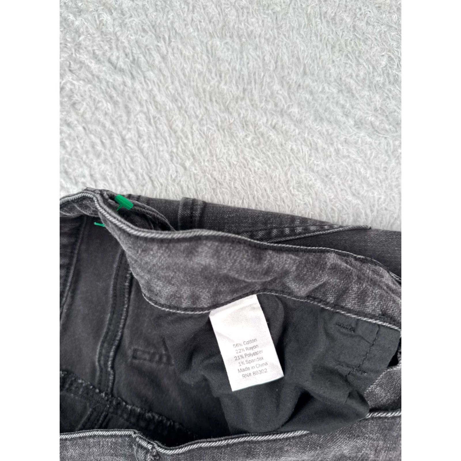 Vintage SO Jeans Womens Jeans Skinny Black Denim 30x29 Juniors Adult Regular 30 Black Embroidered 9 2000s Cowboy Southwestern Designer Mens Womens Girls Boys Size 30" / US 8 / IT 44 - 7 Thumbnail