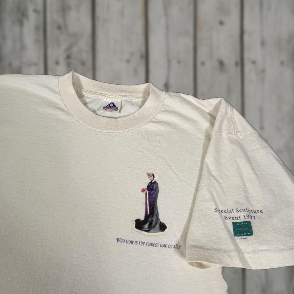 Disney VINTAGE Disney Shirt Mens XL Ivory Snow White Evil Queen Graphic Tee 90s Villains Size US XL / EU 56 / 4 - 1 Thumbnail