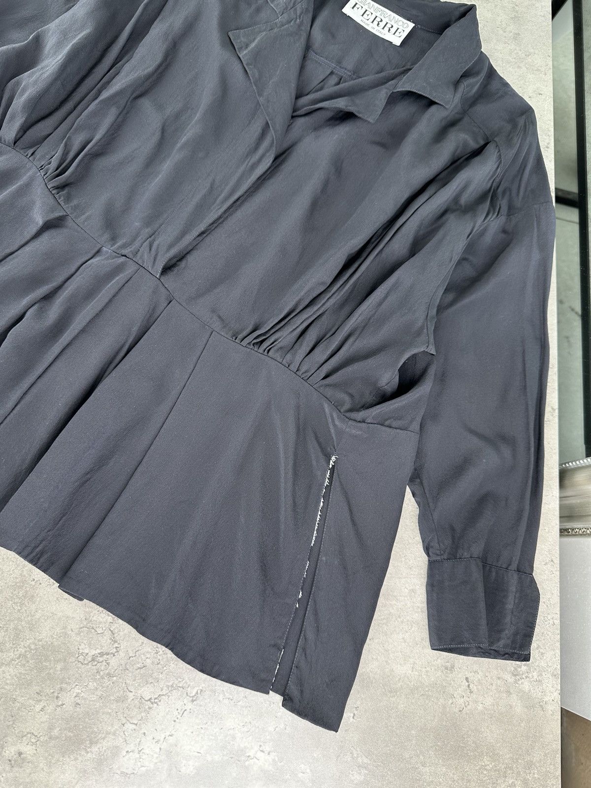 Gianfranco Ferre Gianfranco Ferre Silk Blouse Size S / US 4 / IT 40 - 6 Thumbnail