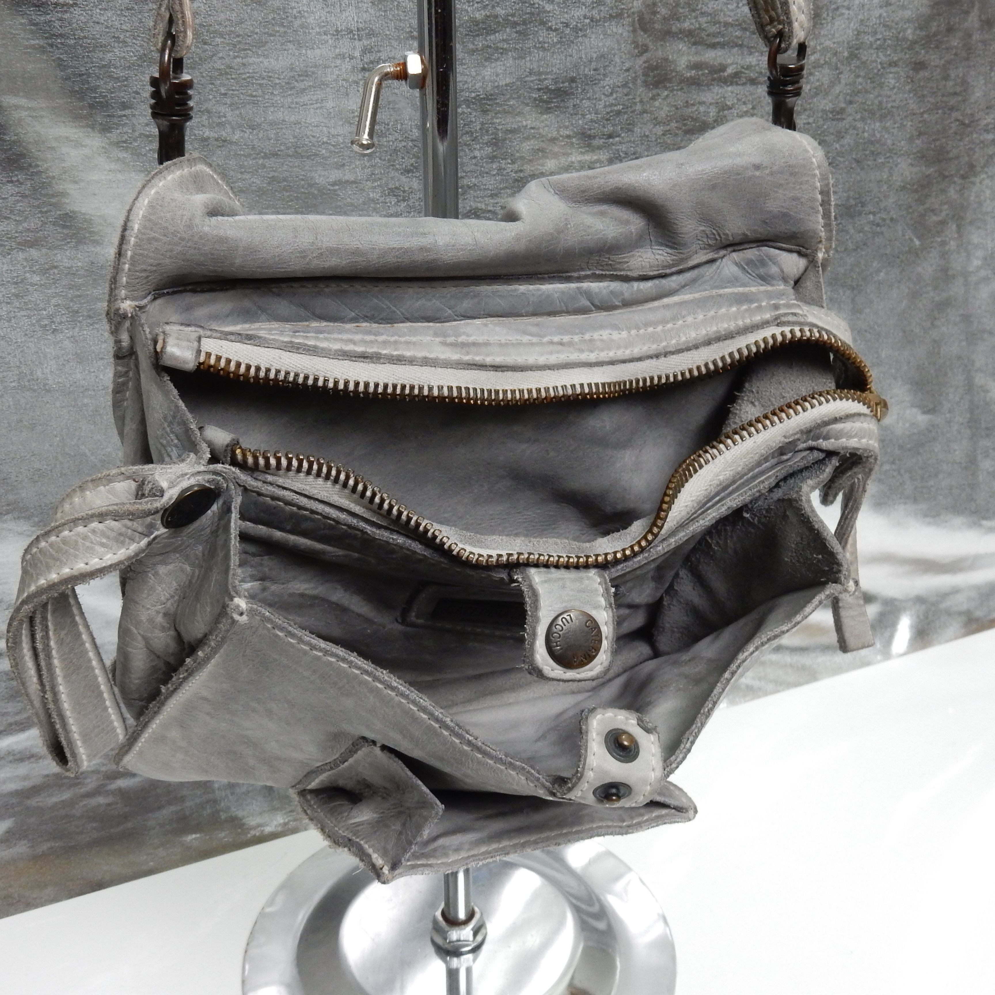 Genuine Leather × Vintage Italian designer real leather grey crossbody bag Size ONE SIZE - 9 Thumbnail