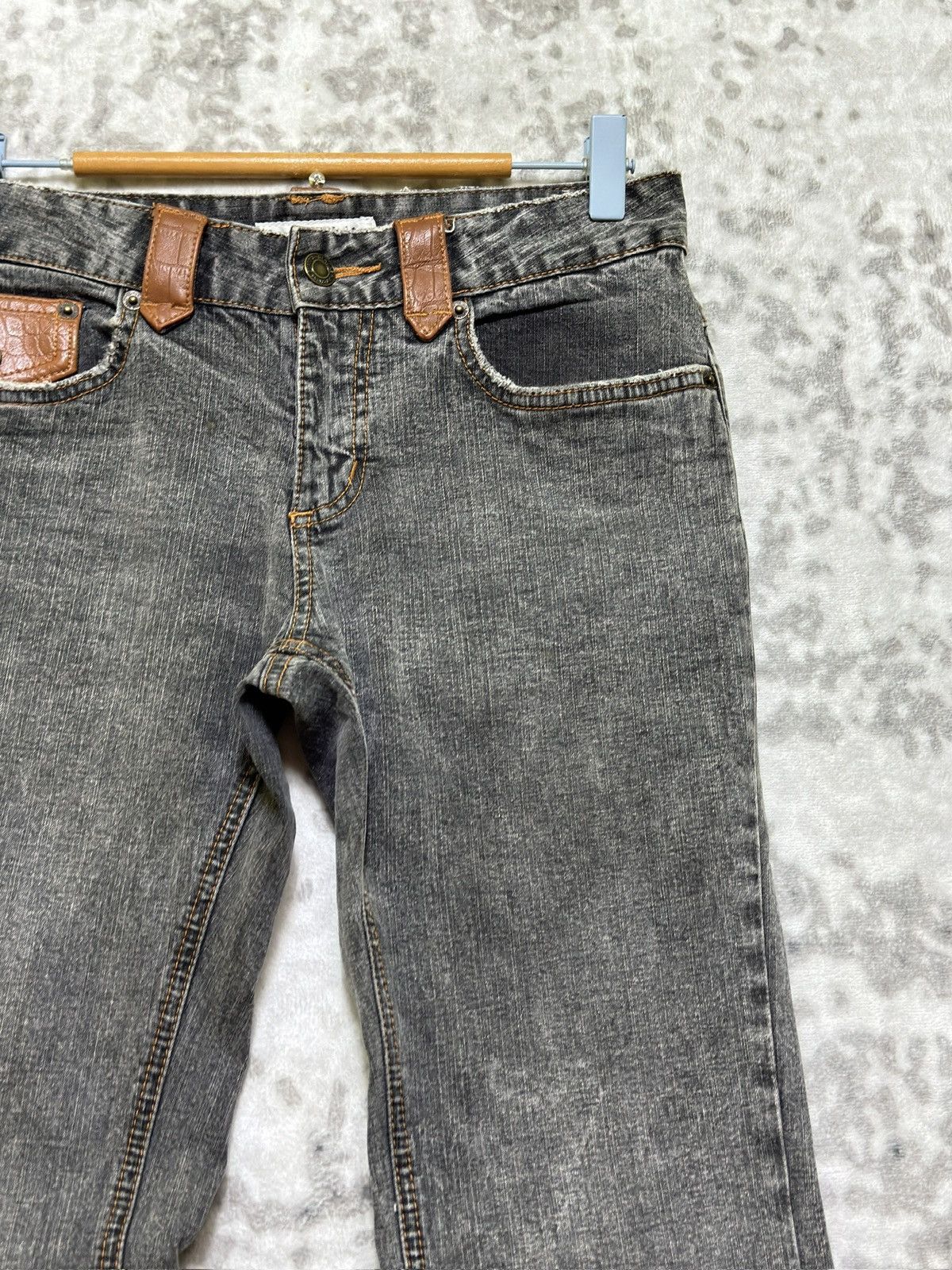 If Six Was Nine Vintage Jayro White Grey Flare Brown Leather Back Pockets Size US 27 - 5 Thumbnail