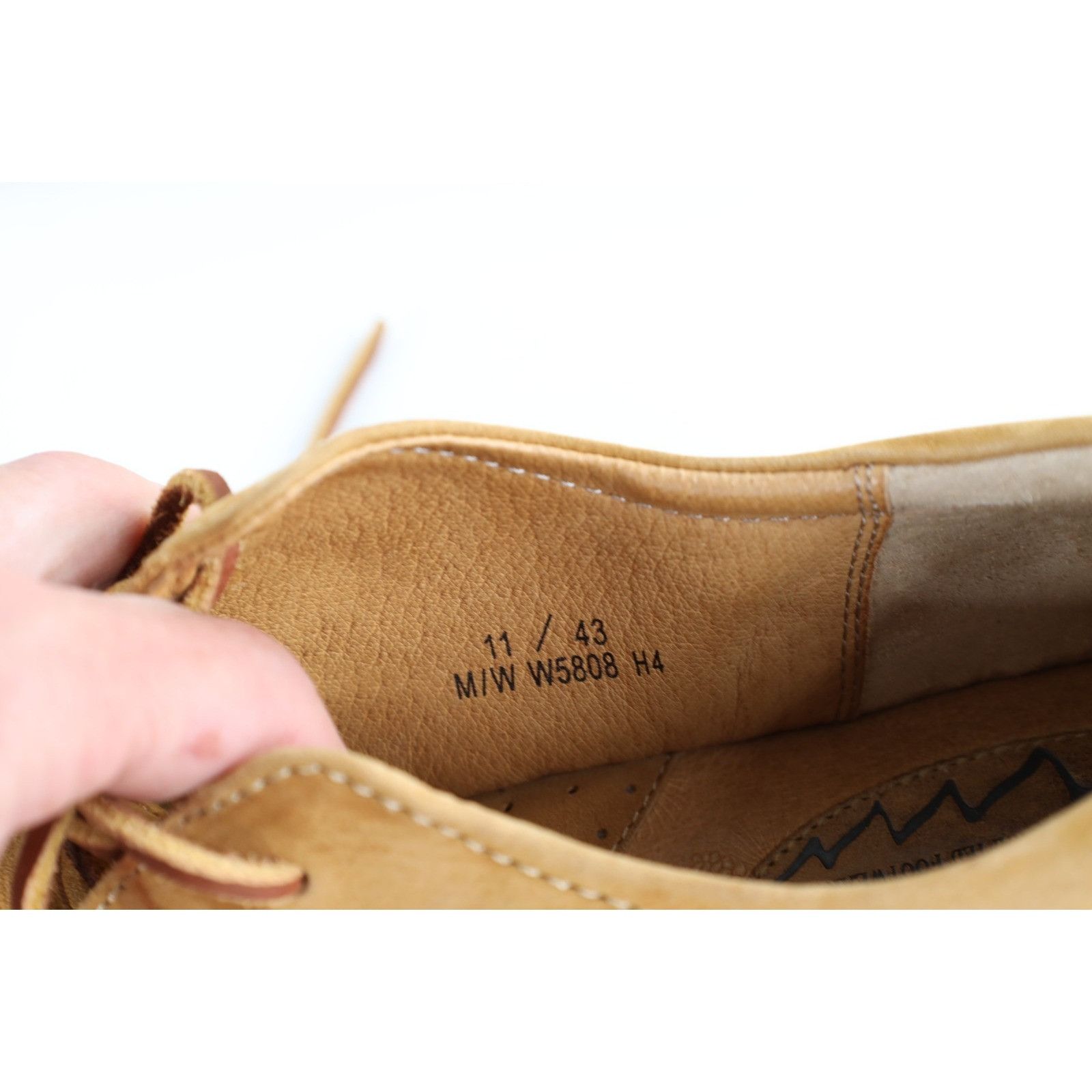 Born Born Distressed Nubuck Suede Leather Moccasin Shoes Size US 11 / IT 41 - 9 Thumbnail