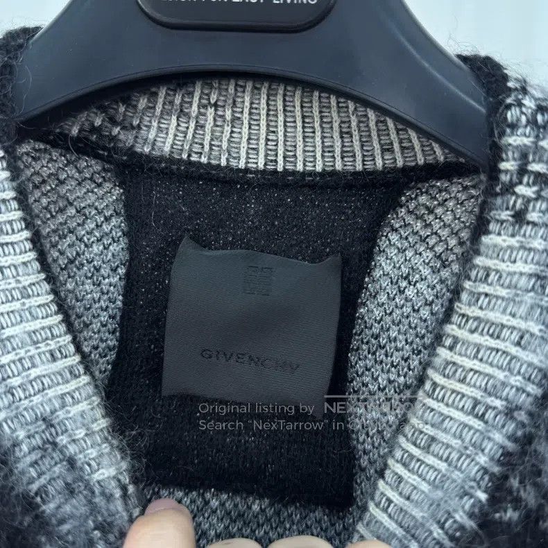 Givenchy Givenchy Mohair Black and White Checkered Sweater (Size L) Size US L / EU 52-54 / 3 - 5 Thumbnail