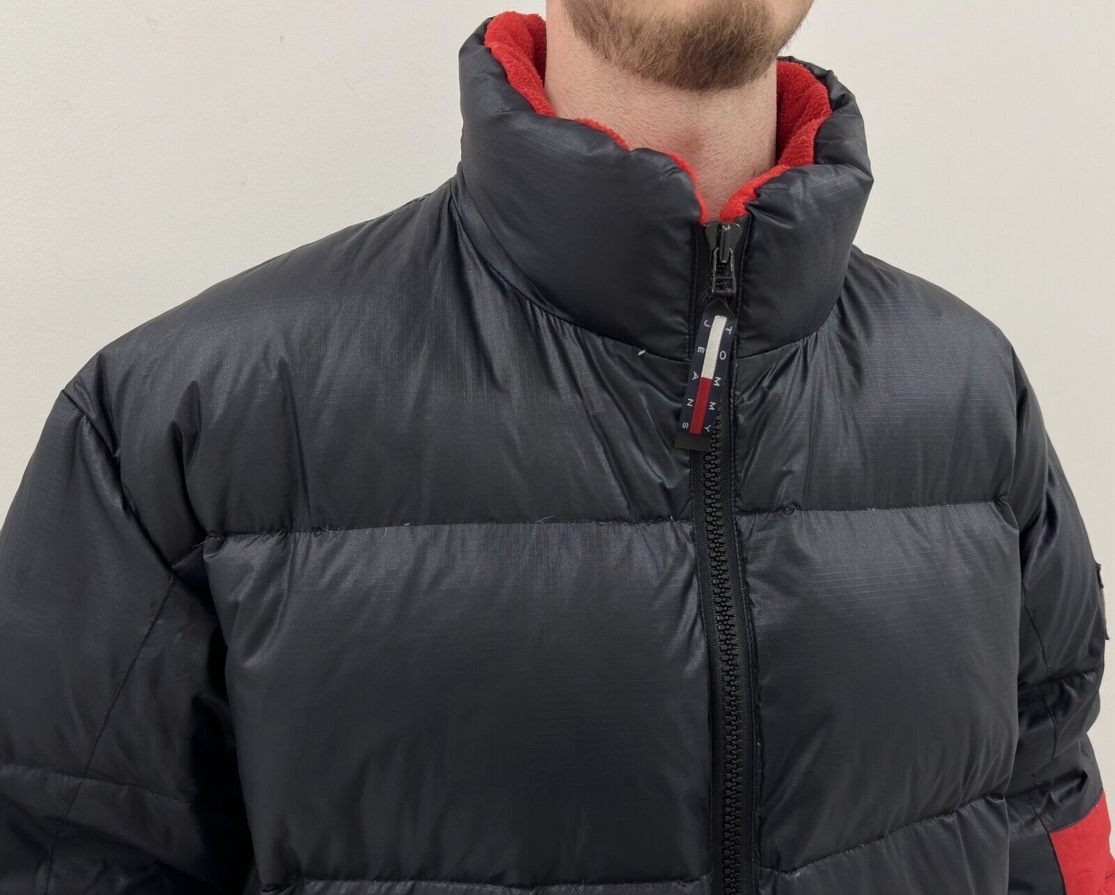 Tommy Hilfiger Vintage Tommy Hilfiger Jeans Puffer Down Jacket Mens Arctic Size US XL / EU 56 / 4 - 4 Thumbnail