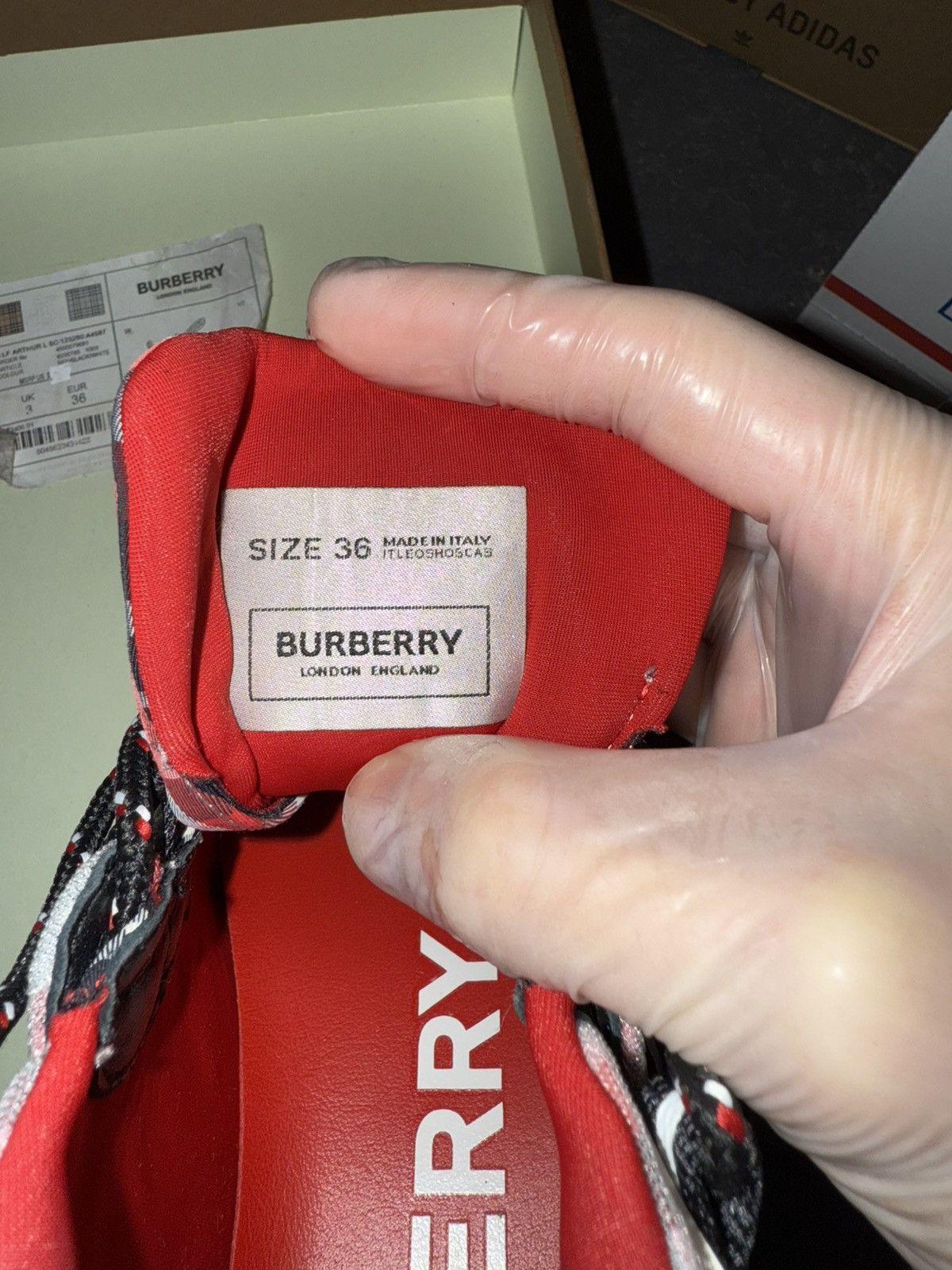 Burberry Burberry Arthur Check Plaid Sneakers Black Red Low Top Women Size US 6 / IT 36 - 7 Thumbnail