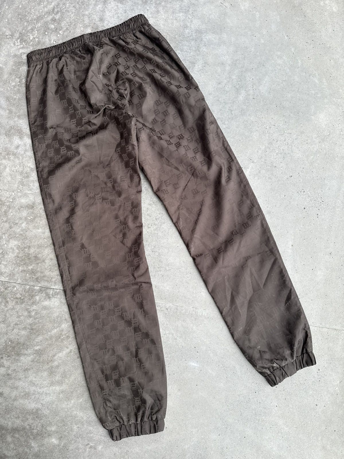 Misbhv Misbhv monogram brown jogger sweatpants nylon streetwear Size US 32 / EU 48 - 4 Thumbnail