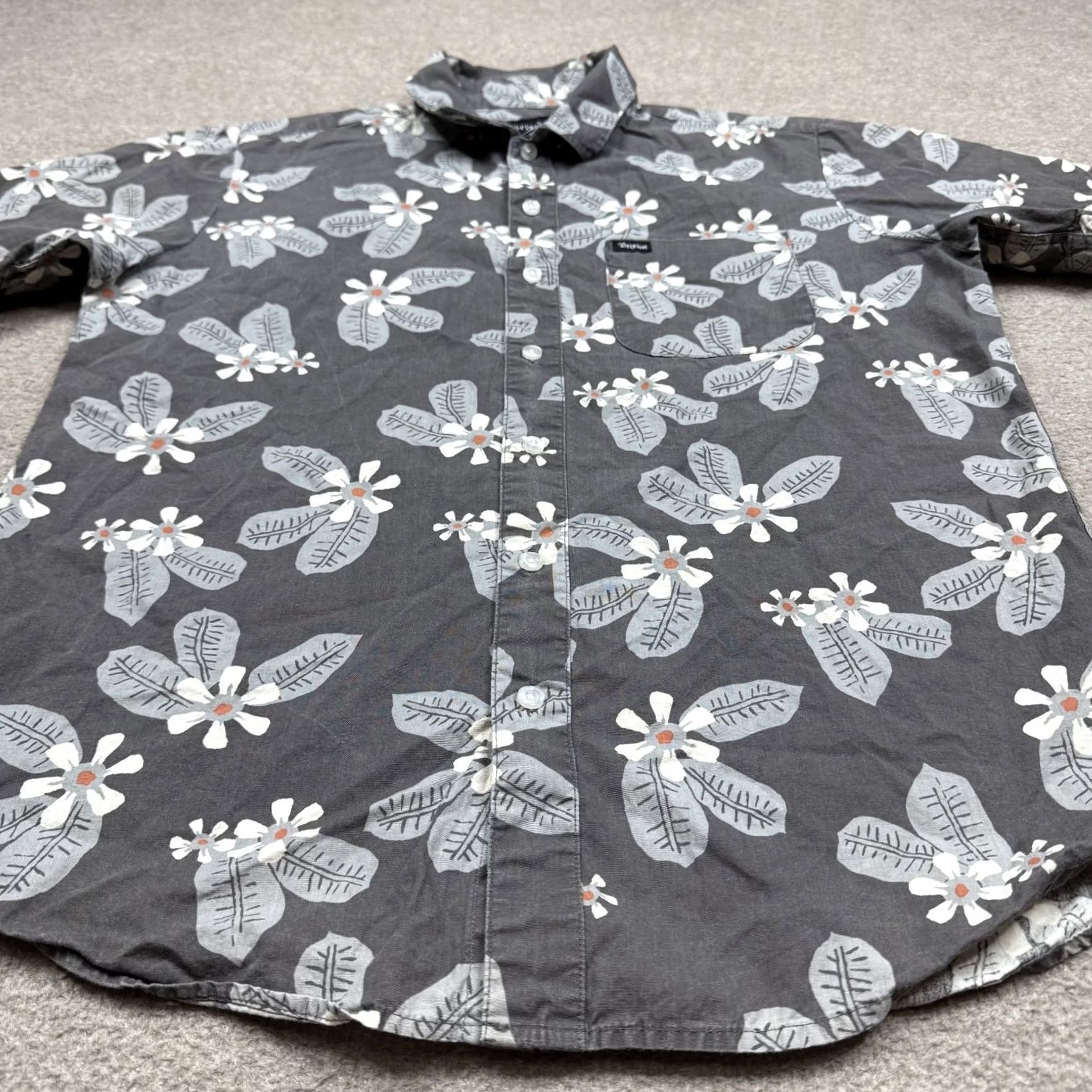 Brixton Brixton Shirt Size S Gray Button Up Short Sleeve Floral Collar Streetwear Men's Size US S / EU 44-46 / 1 - 2 Thumbnail