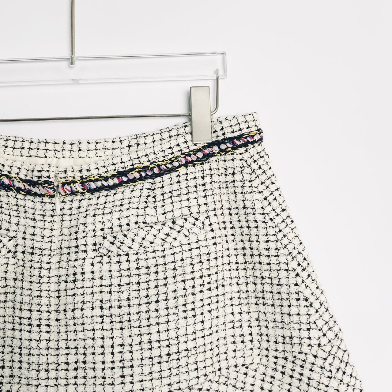 Chanel Chanel SS21 Solid Tweed Casual Mini Skirt K26WX Size 27" / US 4 / IT 40 - 3 Thumbnail