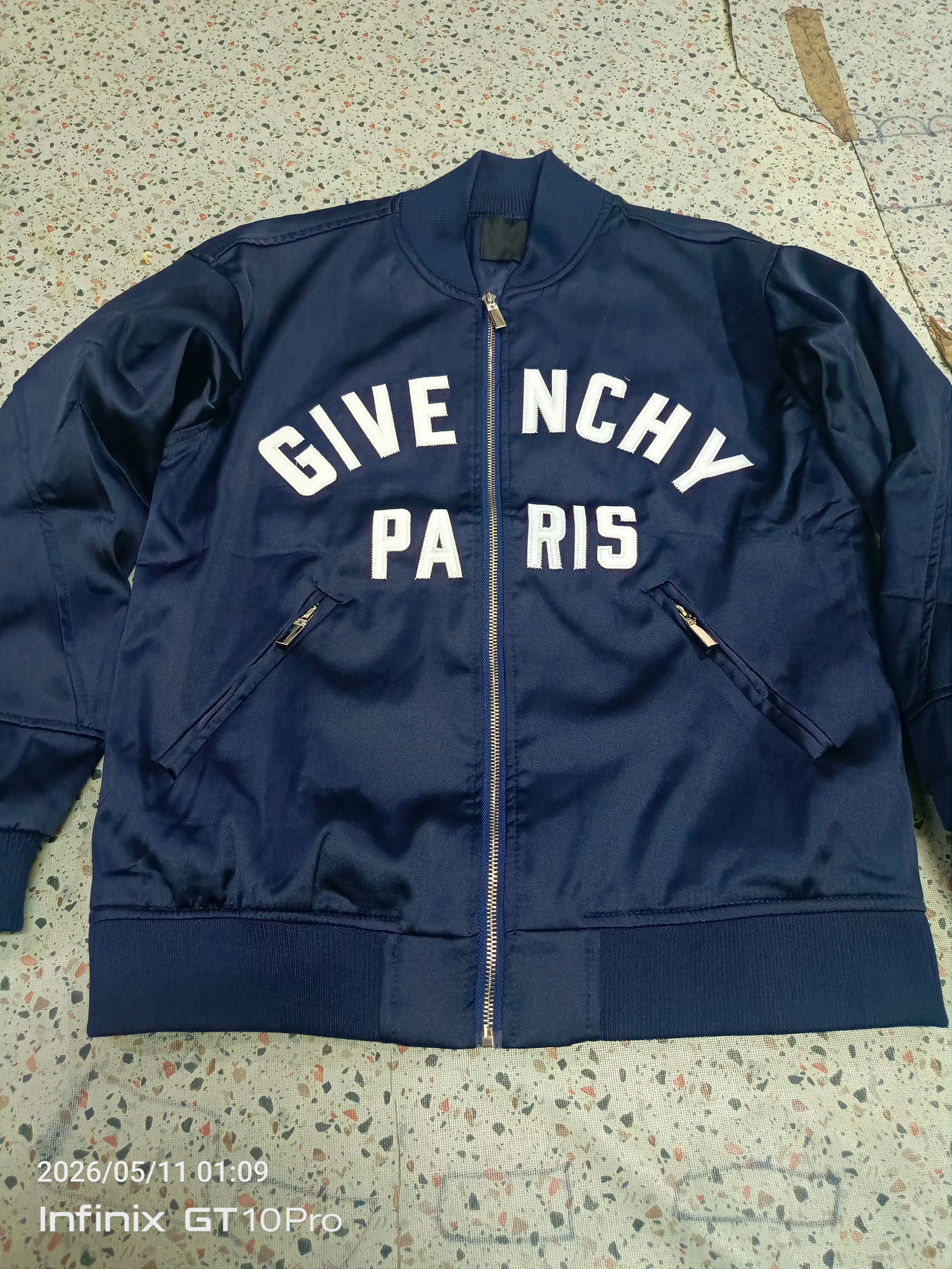 Givenchy Givvenchy Paris Bomber Jacket Size US M / EU 48-50 / 2 - 9 Thumbnail