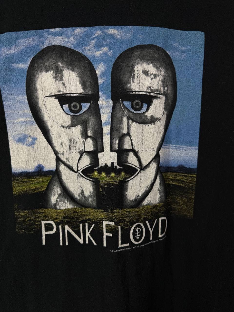 Pink Floyd Pink Floyd rock band tee Size US M / EU 48-50 / 2 - 3 Thumbnail