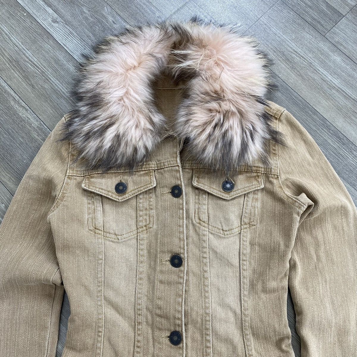 If Six Was Nine 2000s Japanese Brand Ifsixwasnine Lgb Punk Fur Denim Jacket Size US S / EU 44-46 / 1 - 4 Thumbnail