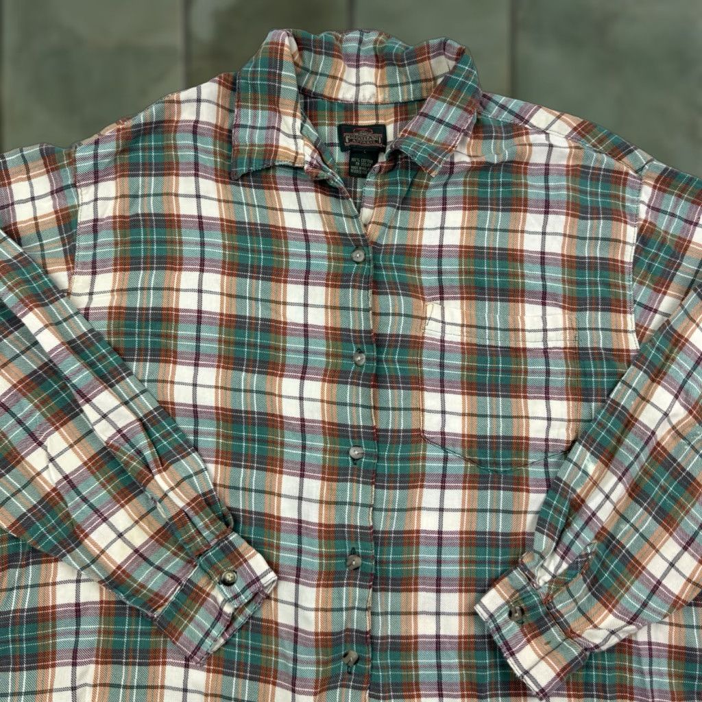 Vintage VINTAGE Greatland Shirt Adult L Green Plaid Button-Up Long Sleeve Outdoors Mens Regular 90s Classic Size US L / EU 52-54 / 3 - 1 Thumbnail