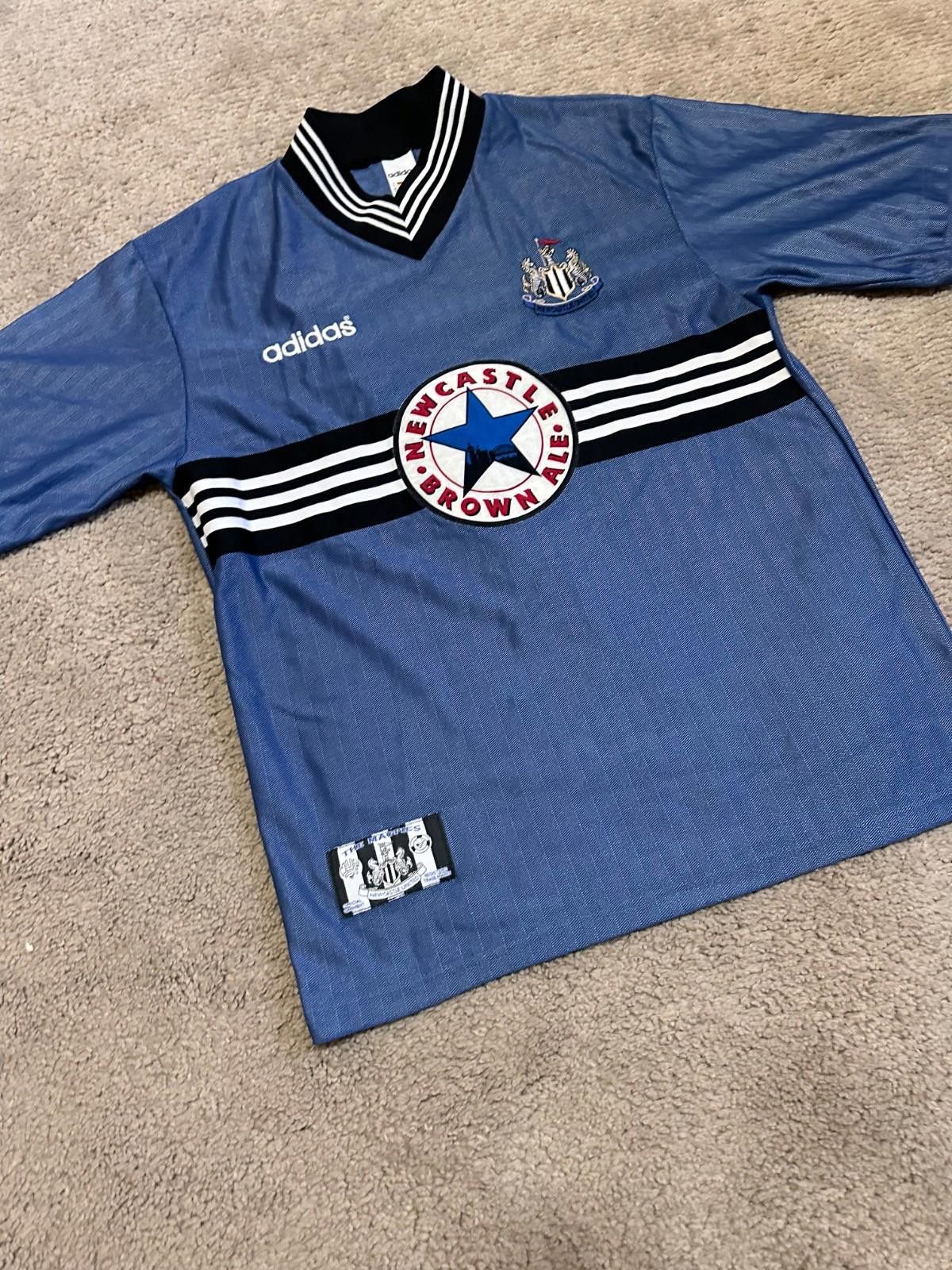 Adidas NEWCASTLE UNITED 1996/1997 AWAY FOOTBALL SHIRT ADIDAS JERSEY Size US XL / EU 56 / 4 - 2 Thumbnail