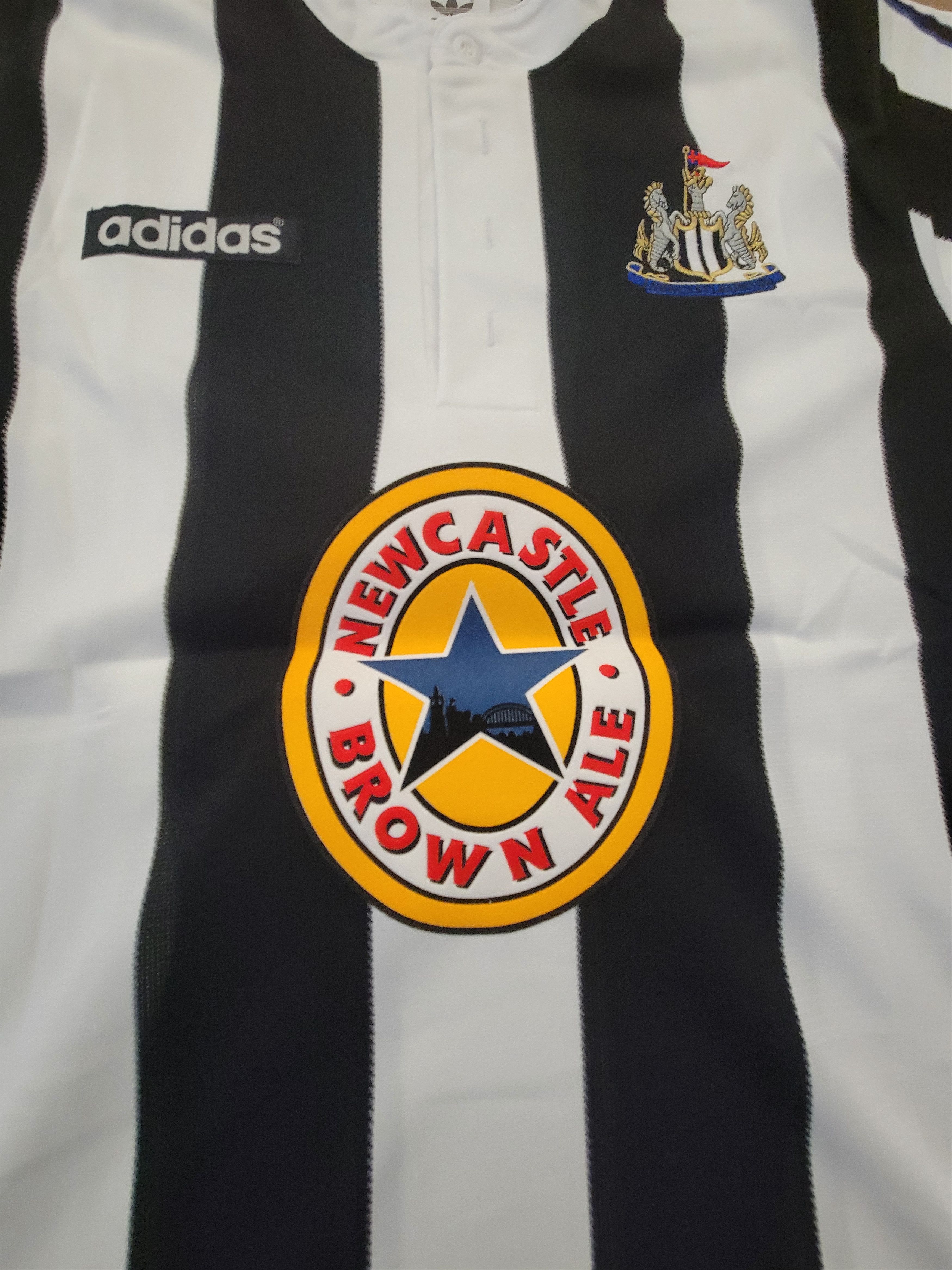 Other 1995-1997 Nexcastle Ginola 14 Jersey retro football shirt Size US L / EU 52-54 / 3 - 3 Thumbnail
