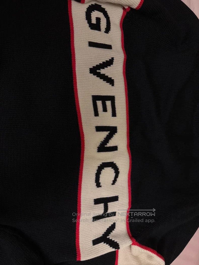 Givenchy Givenchy Letter Logo Embroidered Knit Sweater Size US M / EU 48-50 / 2 - 2 Thumbnail