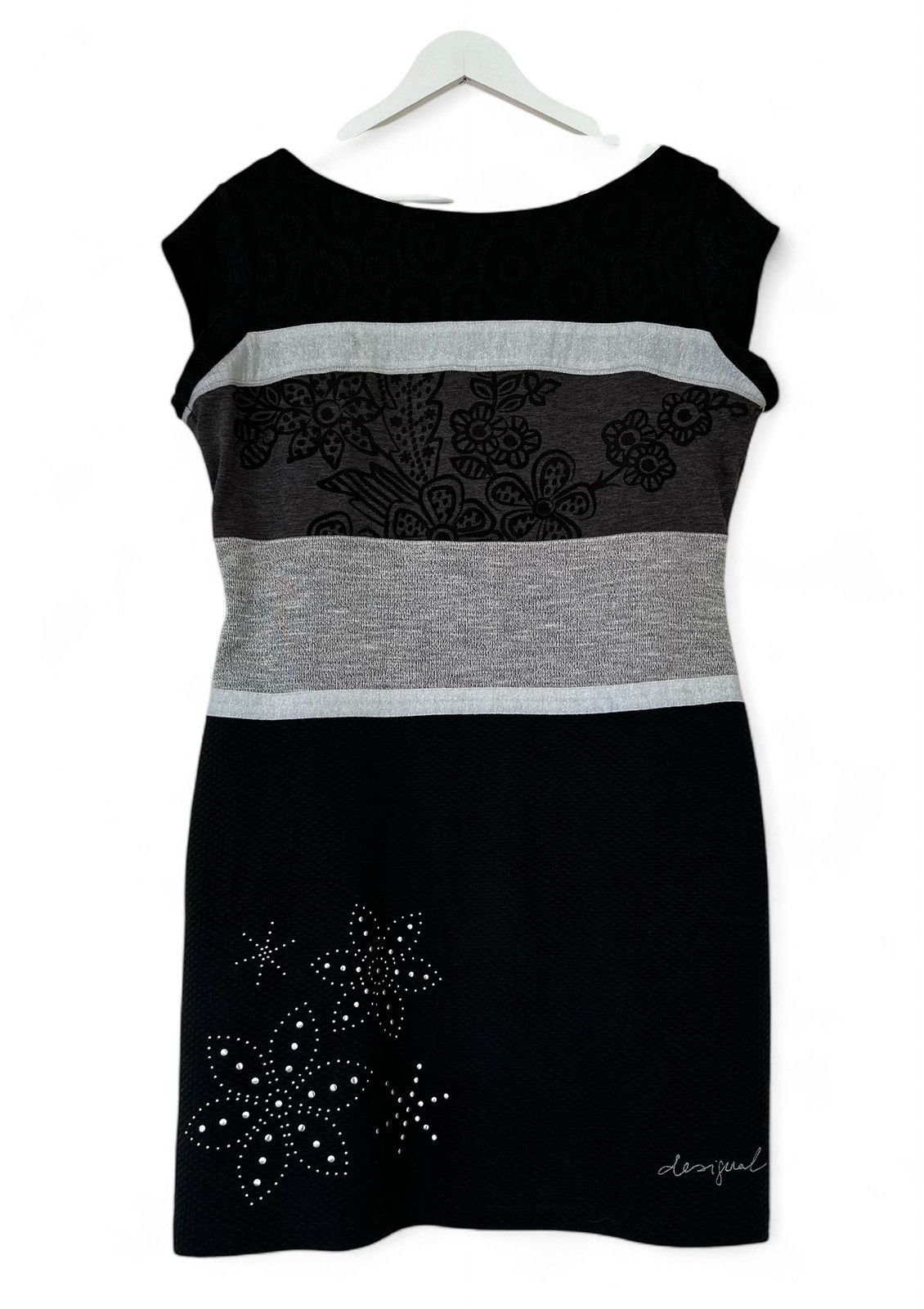 Desigual × Japanese Brand Desigual Logo Dress Women's Size XL Size XL / US 12-14 / IT 48-50 - 1 Thumbnail