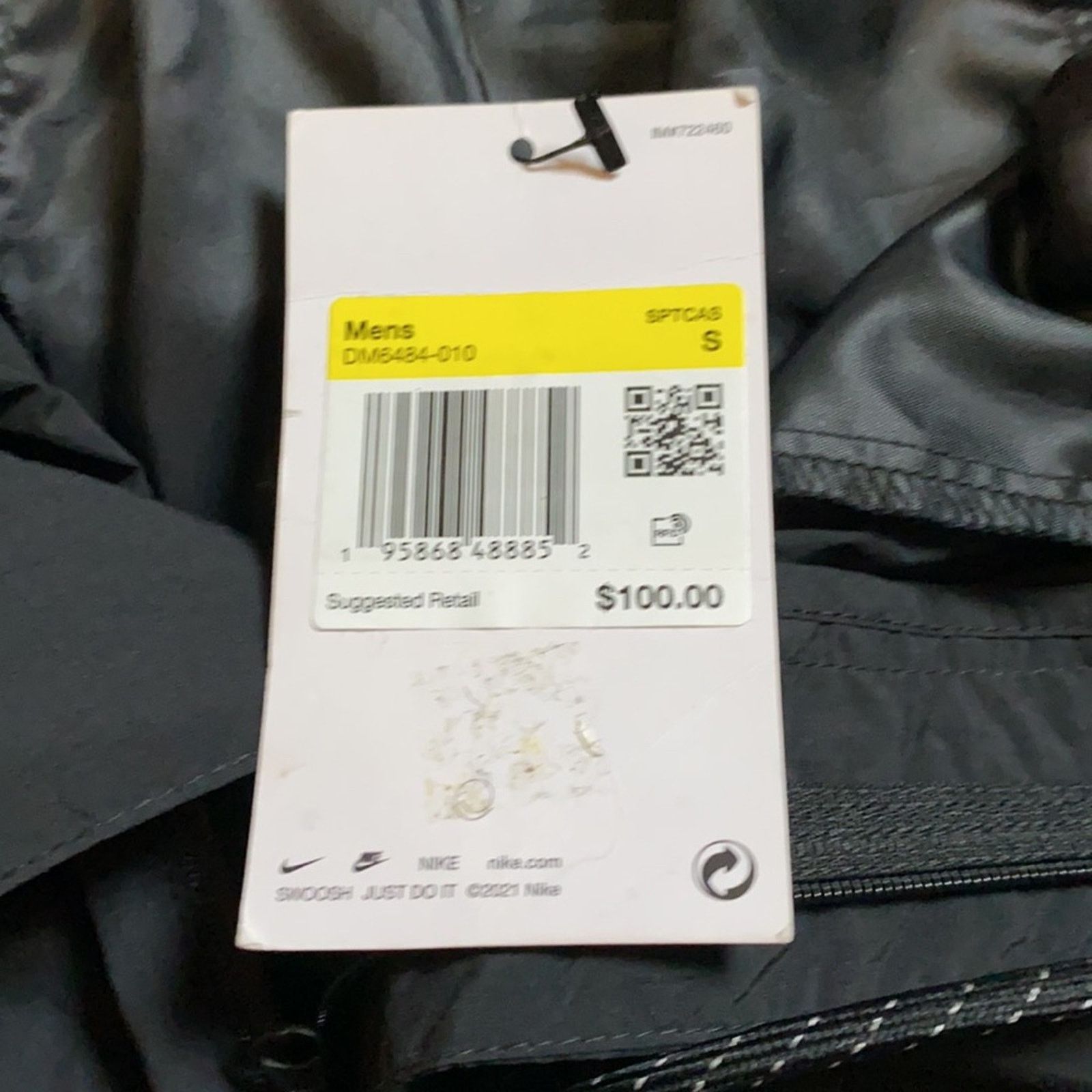 Nike Nike tech woven windbreaker cargo shorts Size US 30 / EU 46 - 15 Thumbnail