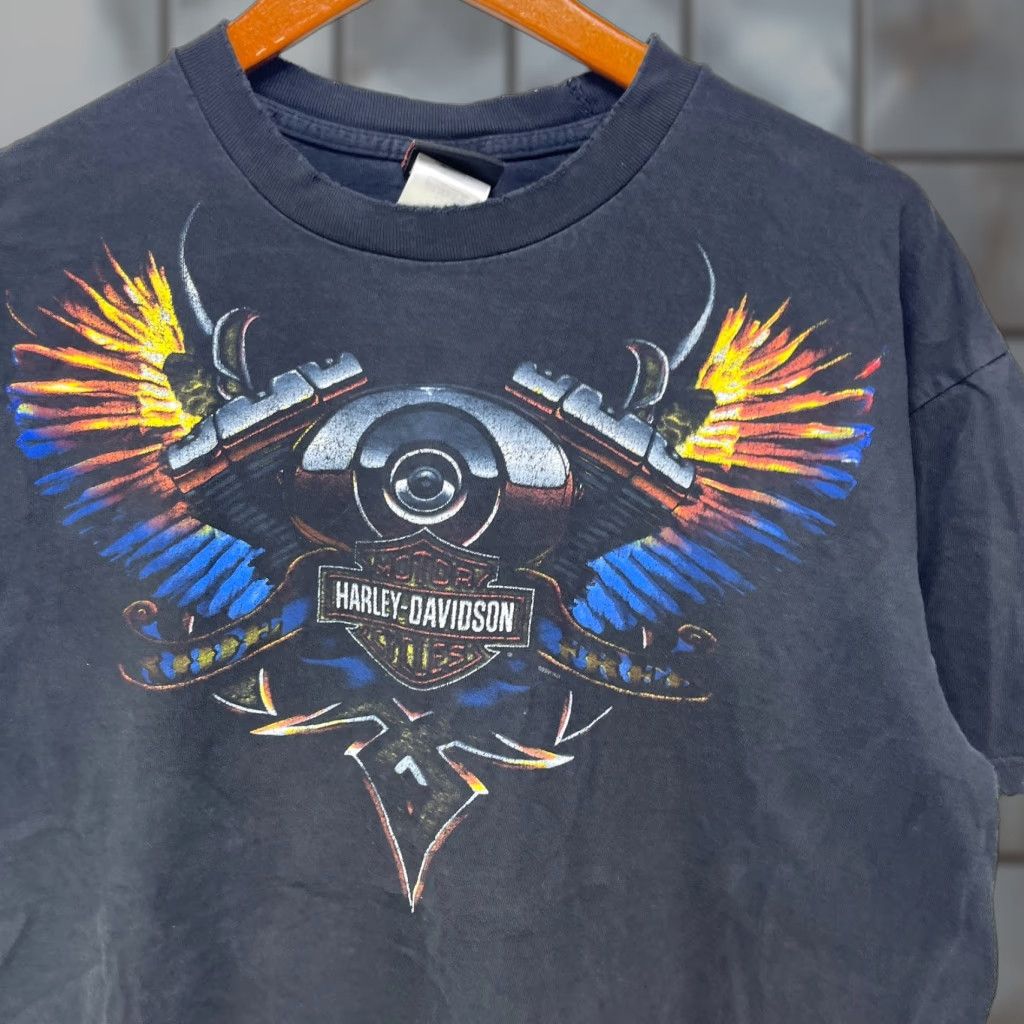 Harley Davidson VINTAGE Harley-Davidson T-Shirt XL Black Crew Neck Short Sleeve Men Regular Cotton Sun Faded Wings Flames 2000s Size US XL / EU 56 / 4 - 1 Thumbnail