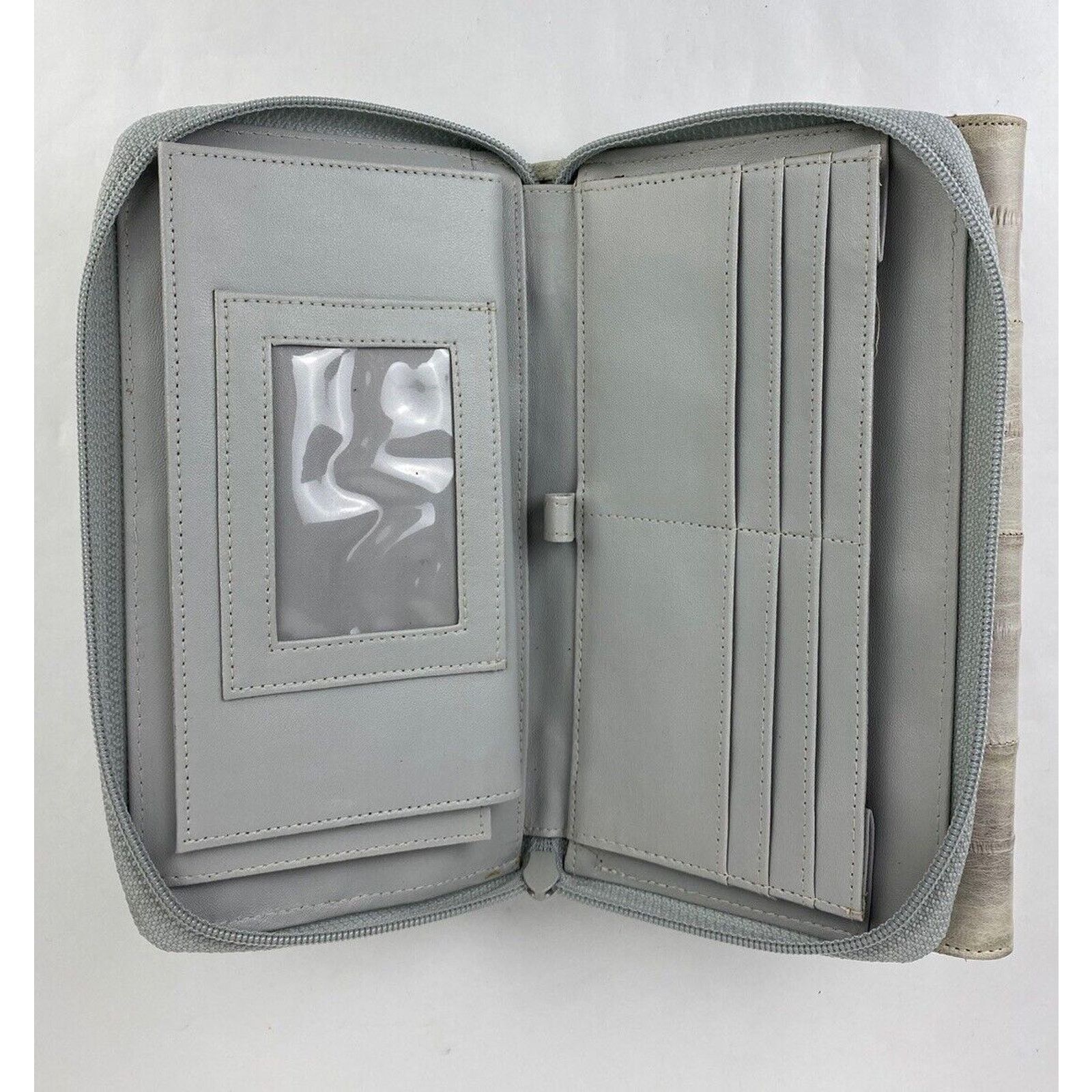 Other VTG Lee Sands Grey Eel Skin Leather Zip Clutch Wallet Strap Size ONE SIZE - 10 Thumbnail