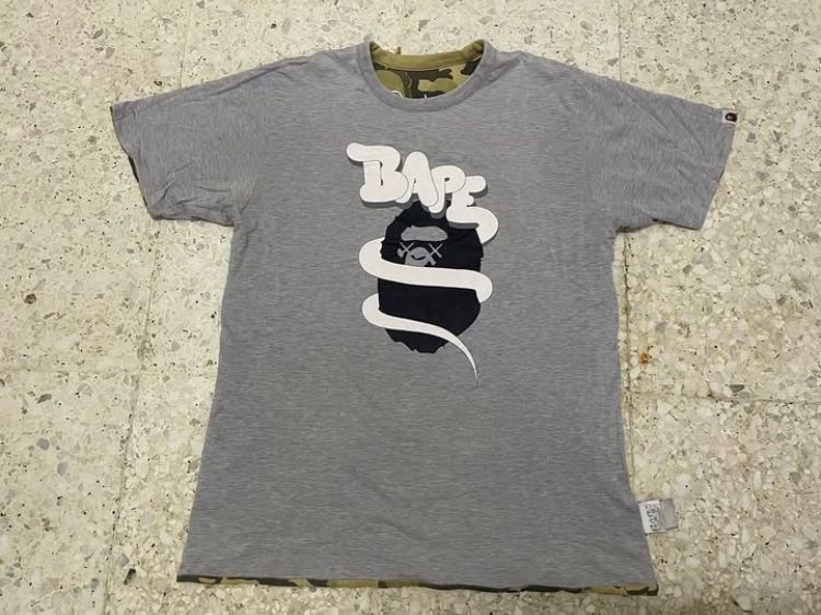 Bape × Kaws BAPE x KAWS REVERSIBLE 1st CAMO Size US L / EU 52-54 / 3 - 3 Thumbnail