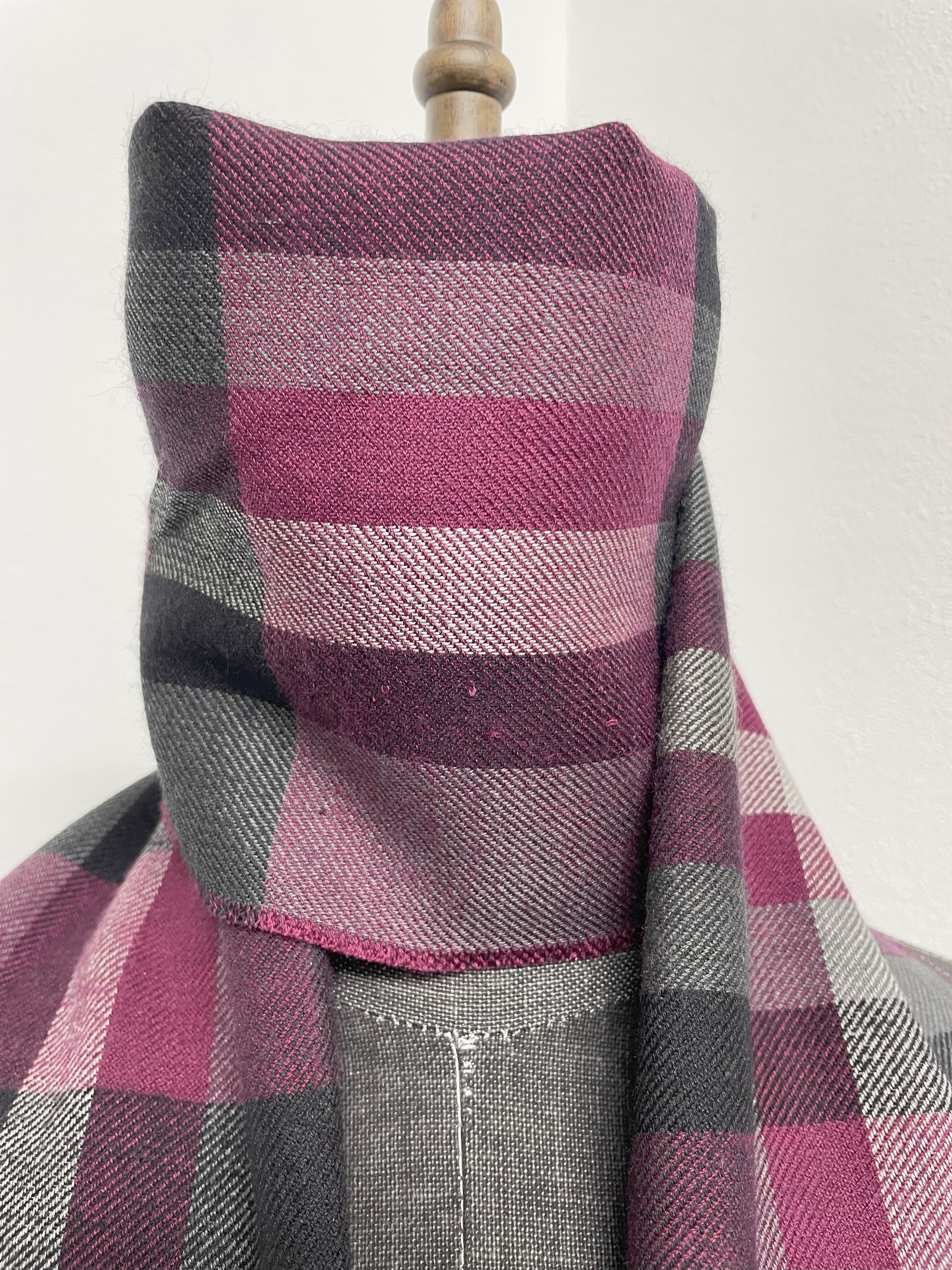 Japanese Brand Takeo Kikuchi Scarf / Muffler - 6219 Size ONE SIZE - 4 Thumbnail