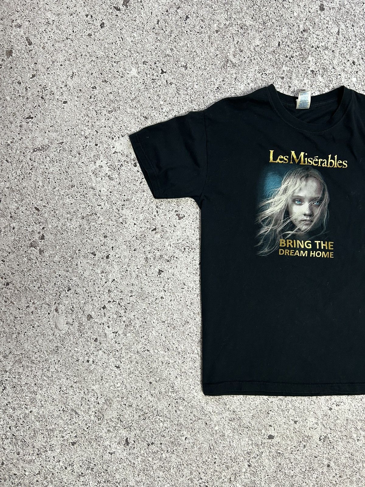 Band Tees Les Miserables Bring The Dream Home Promo Movie T-Shirt Size US L / EU 52-54 / 3 - 2 Thumbnail