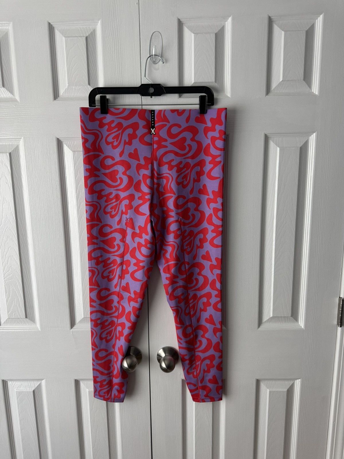 Fenty SavageXFenty by Rihanna Leggings Heart Print Love Design 2X Size 40" / US 18 - 1 Thumbnail