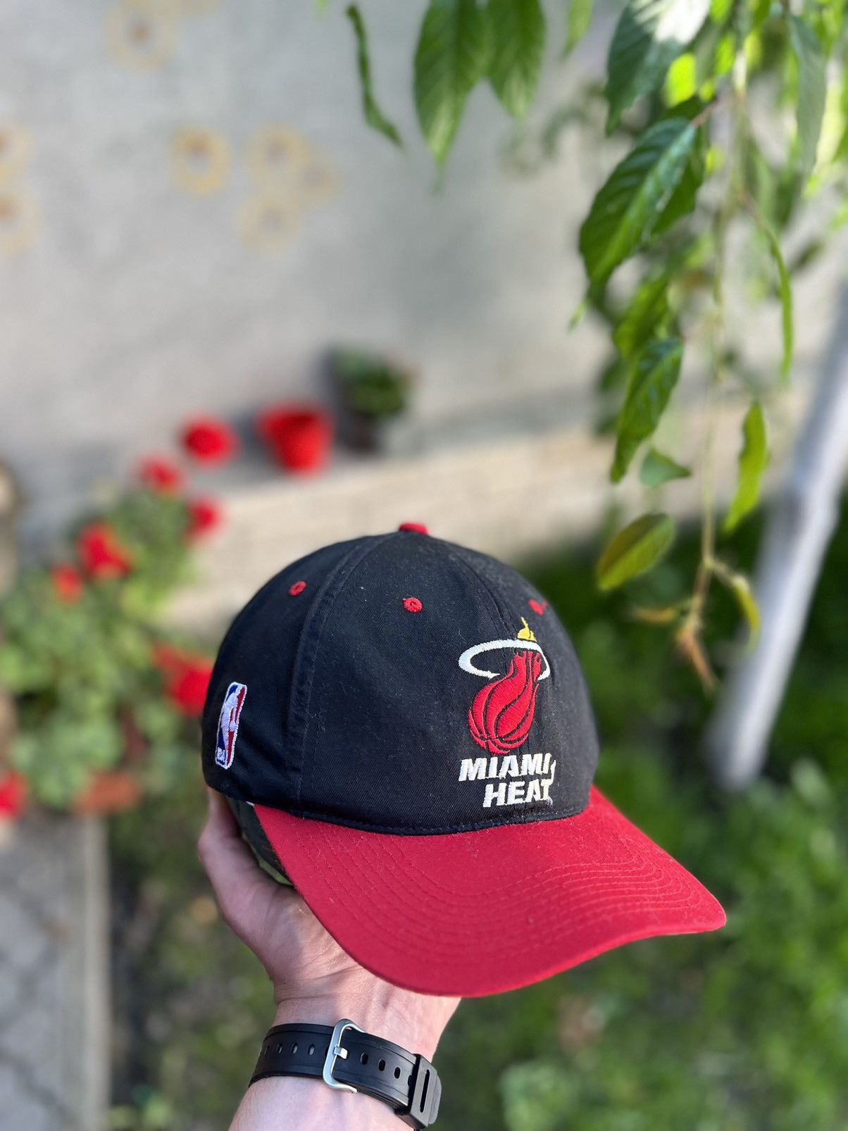 NBA × Vintage NBA Miami Heat Vintage Hat Cap Size ONE SIZE - 1 Thumbnail