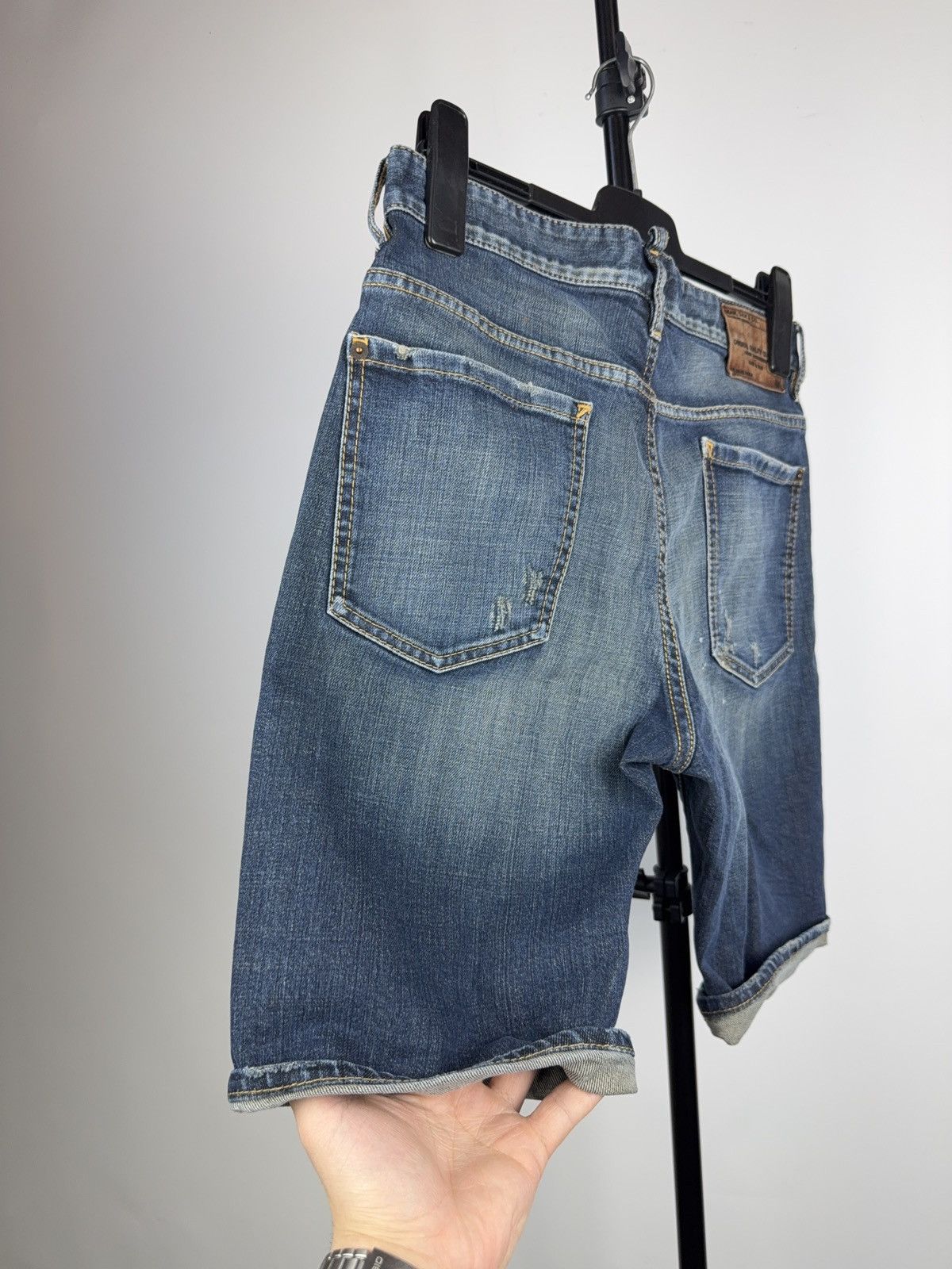 Dsquared2 Dsquared2 Distressed Denim Shorts Paint Splatter Italy 44 Size US 30 / EU 46 - 9 Thumbnail