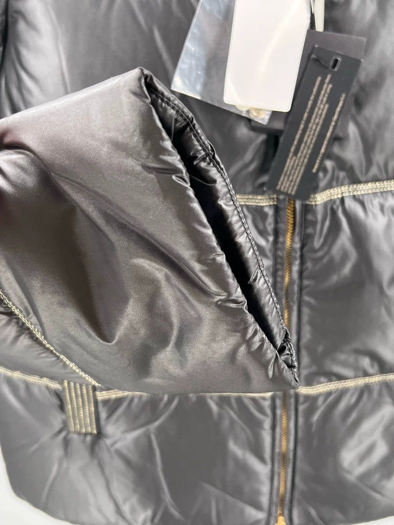 Versace Versace Black goose down jacket coat Size M / US 6-8 / IT 42-44 - 3 Thumbnail