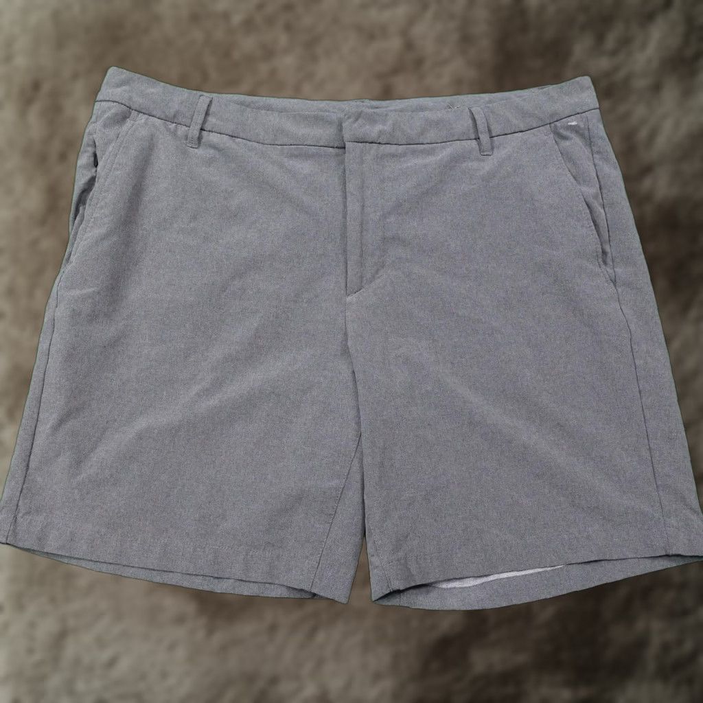 Vintage All In Motion Shorts Mens 40 Gray Bermuda Microfiber Polyester Spandex Stretch Pockets 8 Inseam Casual 40 in Waist Flat Front Zip Logo Summer Mens Size US 40 / EU 56 - 1 Thumbnail