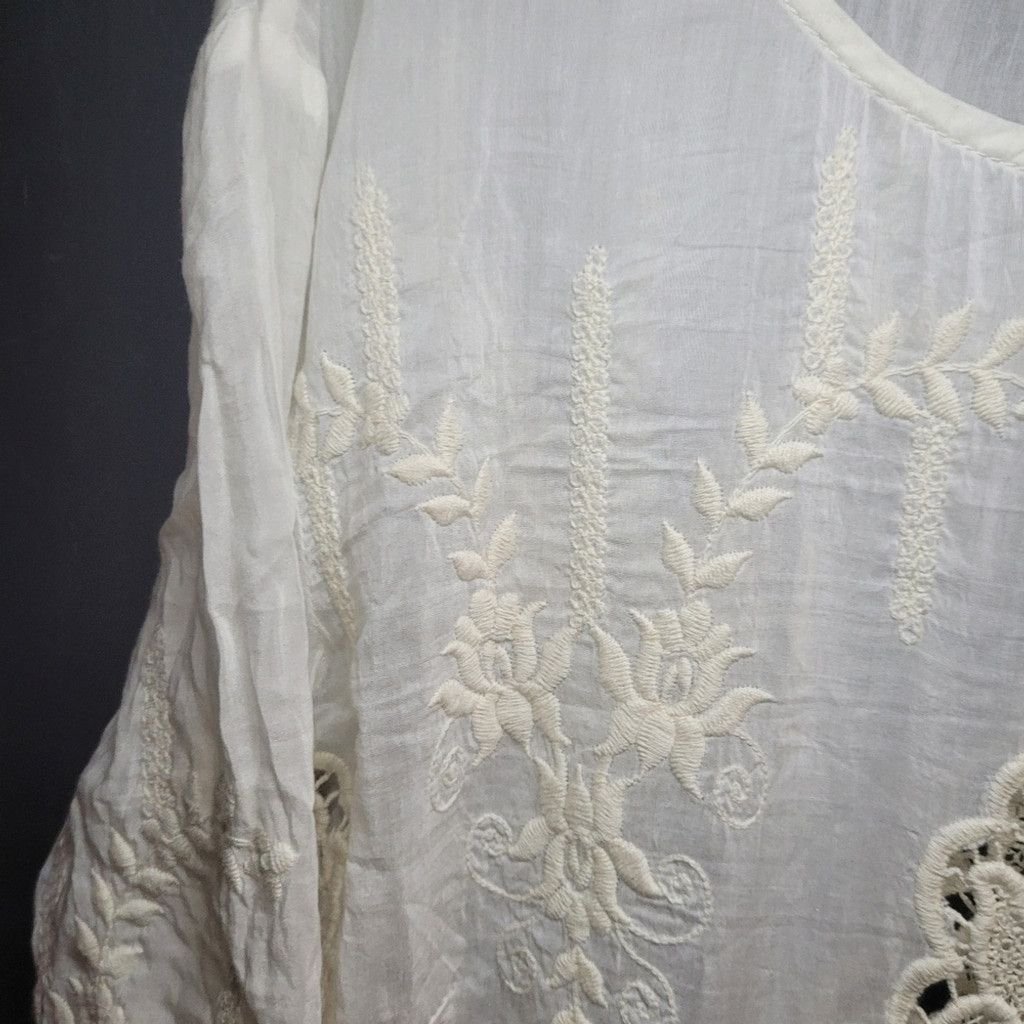 Dolce Vita Dolce Vita, dress, embroidered, off white, Small, EUC Size XS / US 0-2 / IT 36-38 - 3 Thumbnail