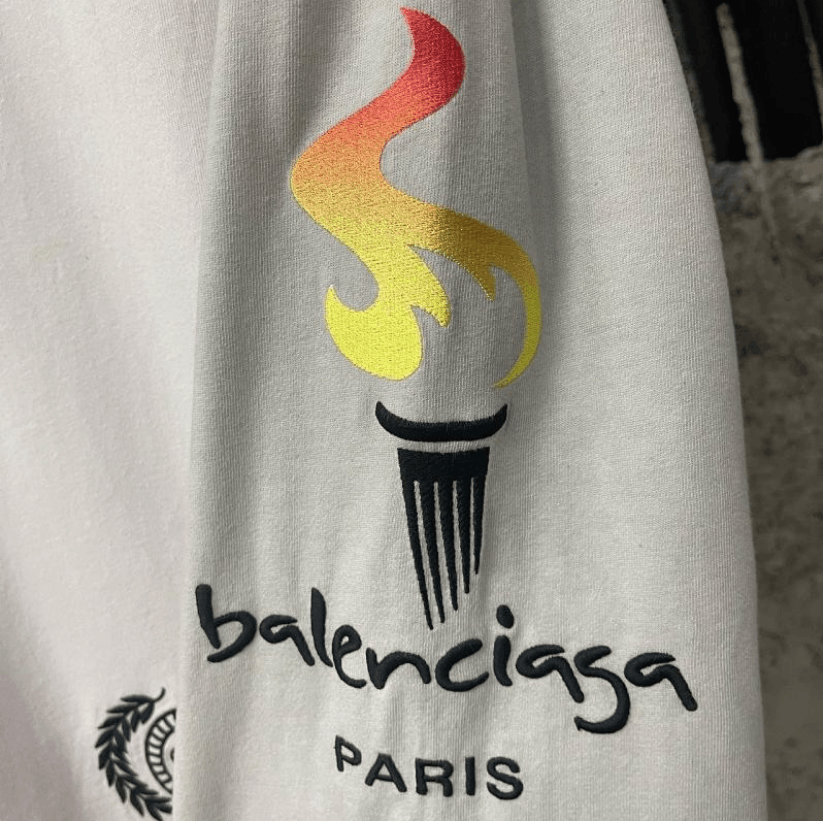 Balenciaga Balenciaga Oversized Long-Sleeve T-Shirt 3M Size US L / EU 52-54 / 3 - 7 Thumbnail