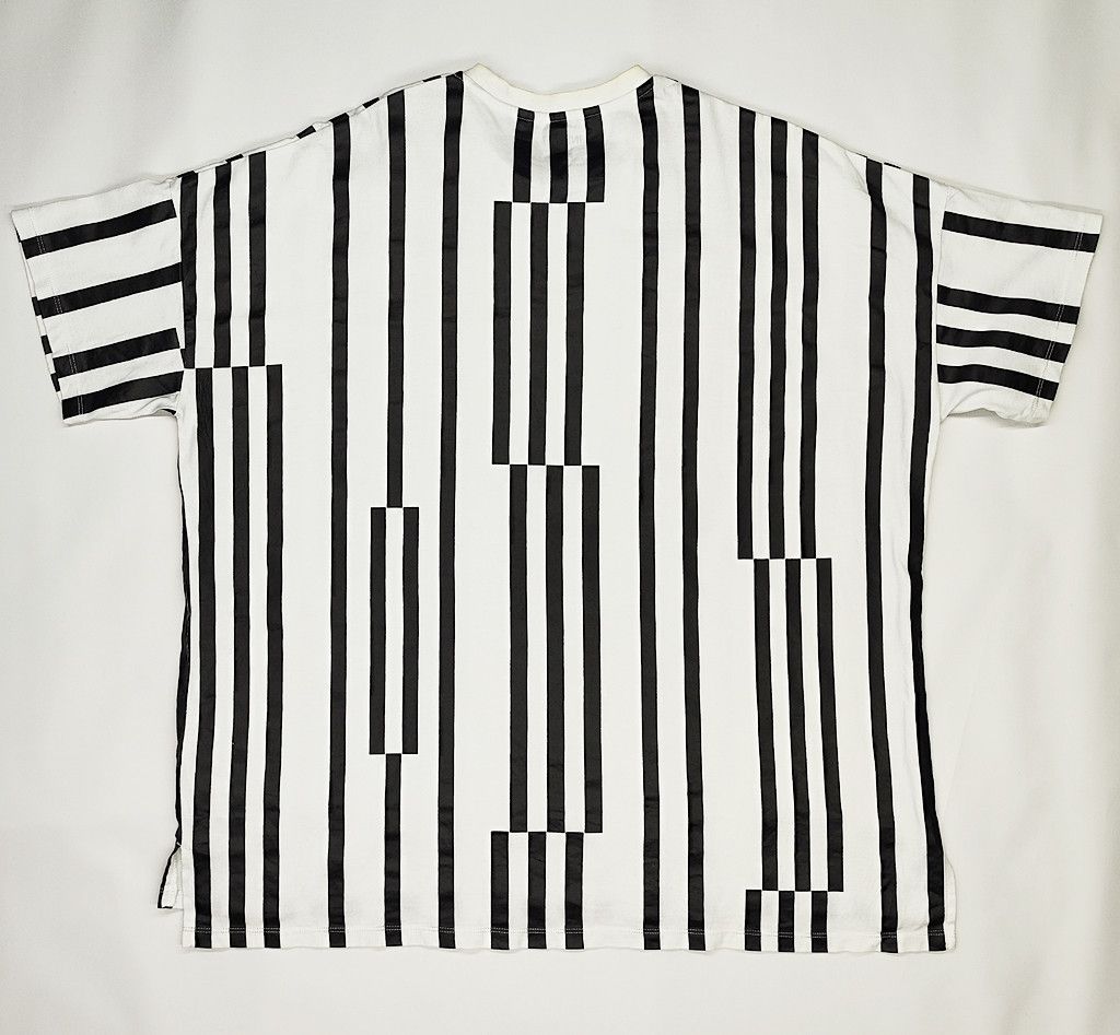 Japanese Brand INHERIT white black stripes free size tshirt Size US XL / EU 56 / 4 - 7 Thumbnail