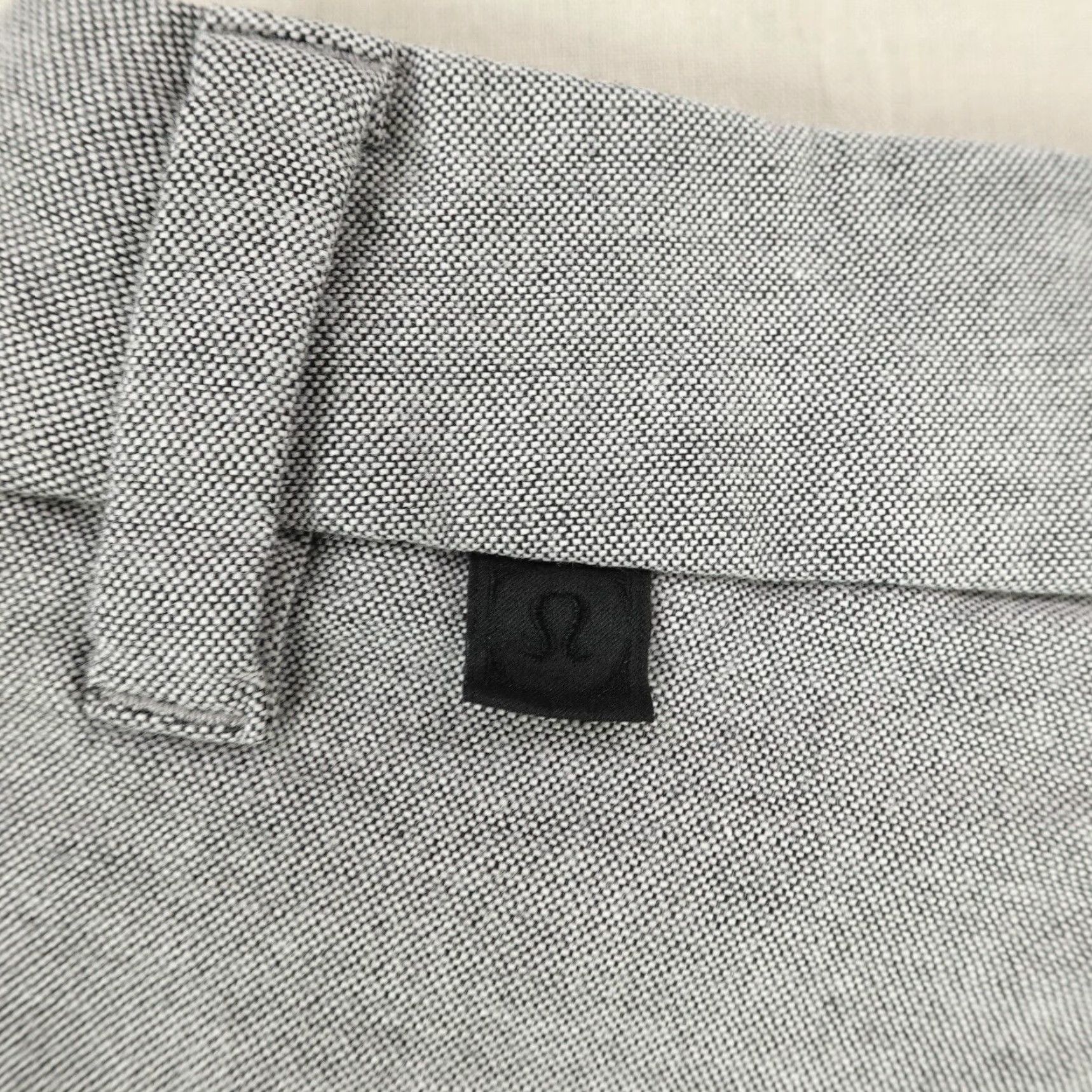 Lululemon LULULEMON Mens Shorts 34 Gray Relaxed Fit Chino 11" Lightweight Casual Outdoor Size US 34 / EU 50 - 7 Thumbnail