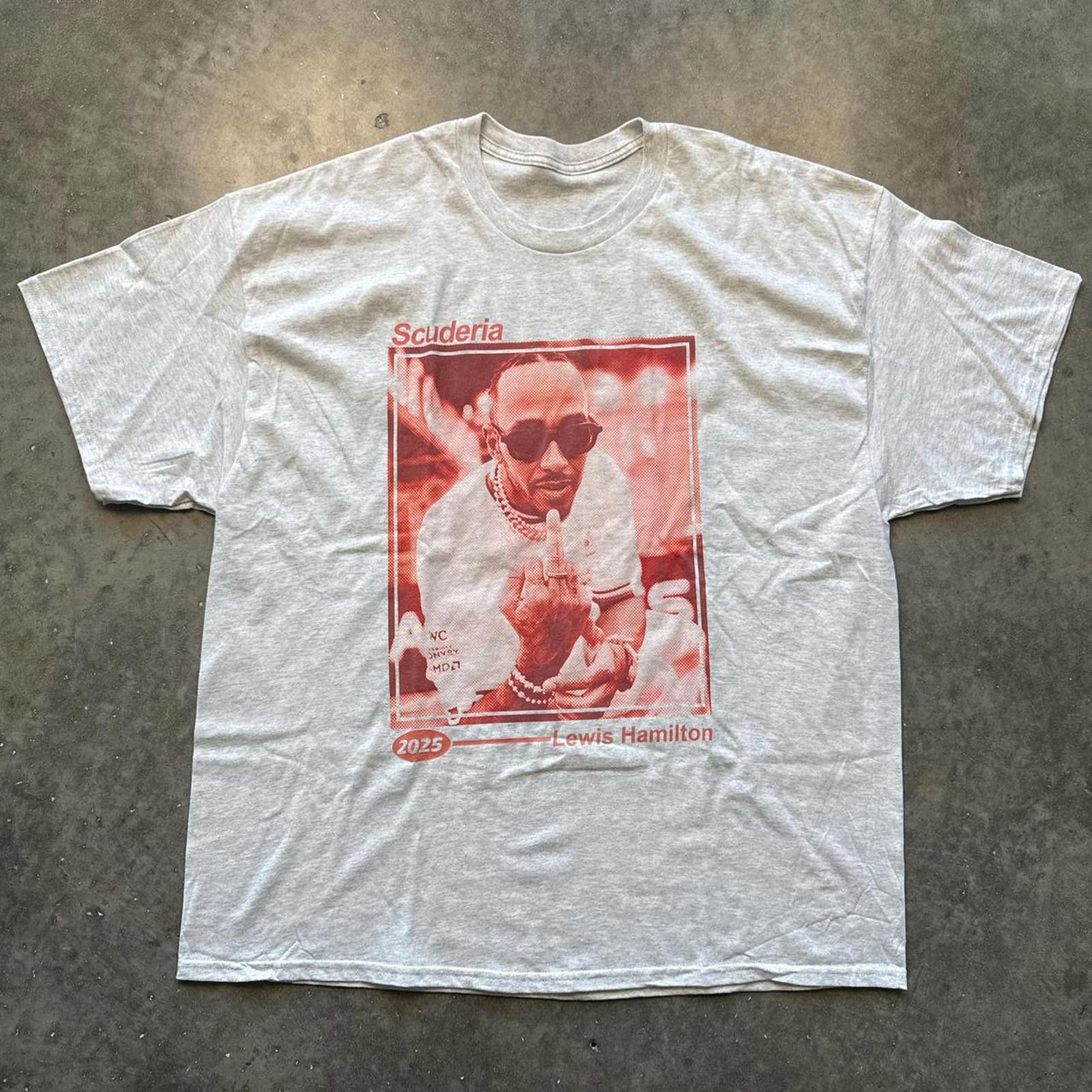 Other Lewis Hamilton Escuderia Middle Finger Formula 1 T-Shirt Size US M / EU 48-50 / 2 - 1 Thumbnail