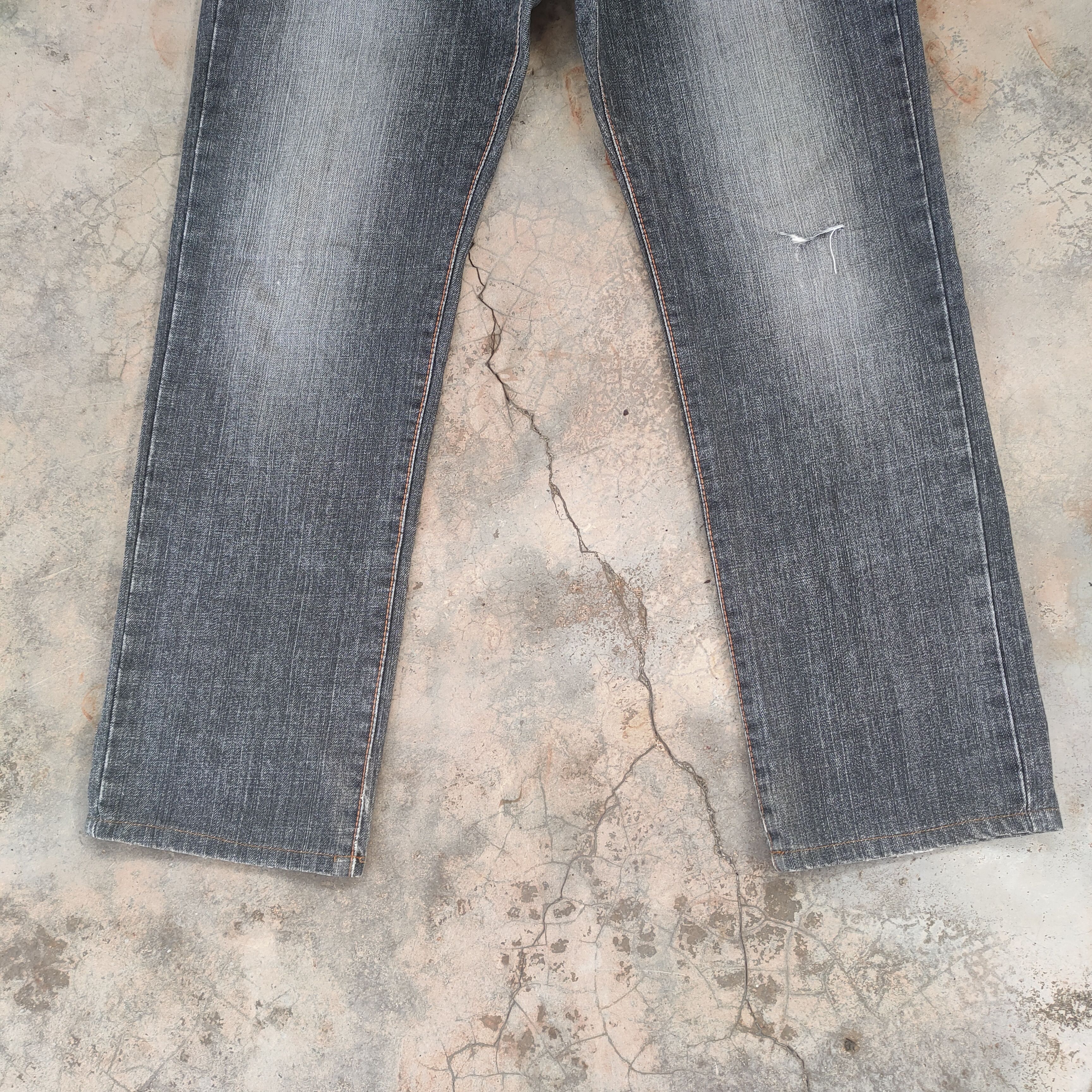 Edwin W33 VINTAGE EDWIN FADED BLACK DISTRESSED JEANS PANTS Size US 33 - 4 Thumbnail