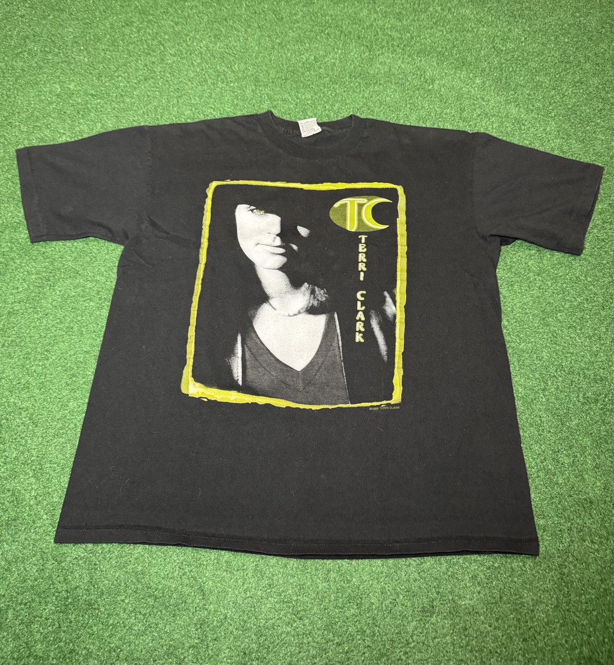 Band Tees Terri Clark Country Concert Vintage 90s Tour T Shirt L 22x27 Size US L / EU 52-54 / 3 - 1 Thumbnail