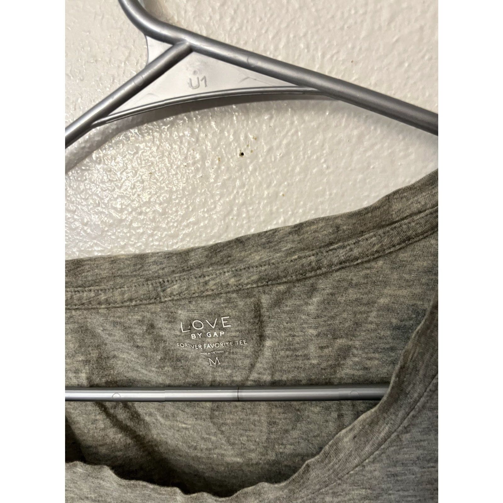 Gap Gap Love Graphic Tee Women's Large Gray Short Sleeve Crew Neck Loungewear Size M / US 6-8 / IT 42-44 - 2 Thumbnail